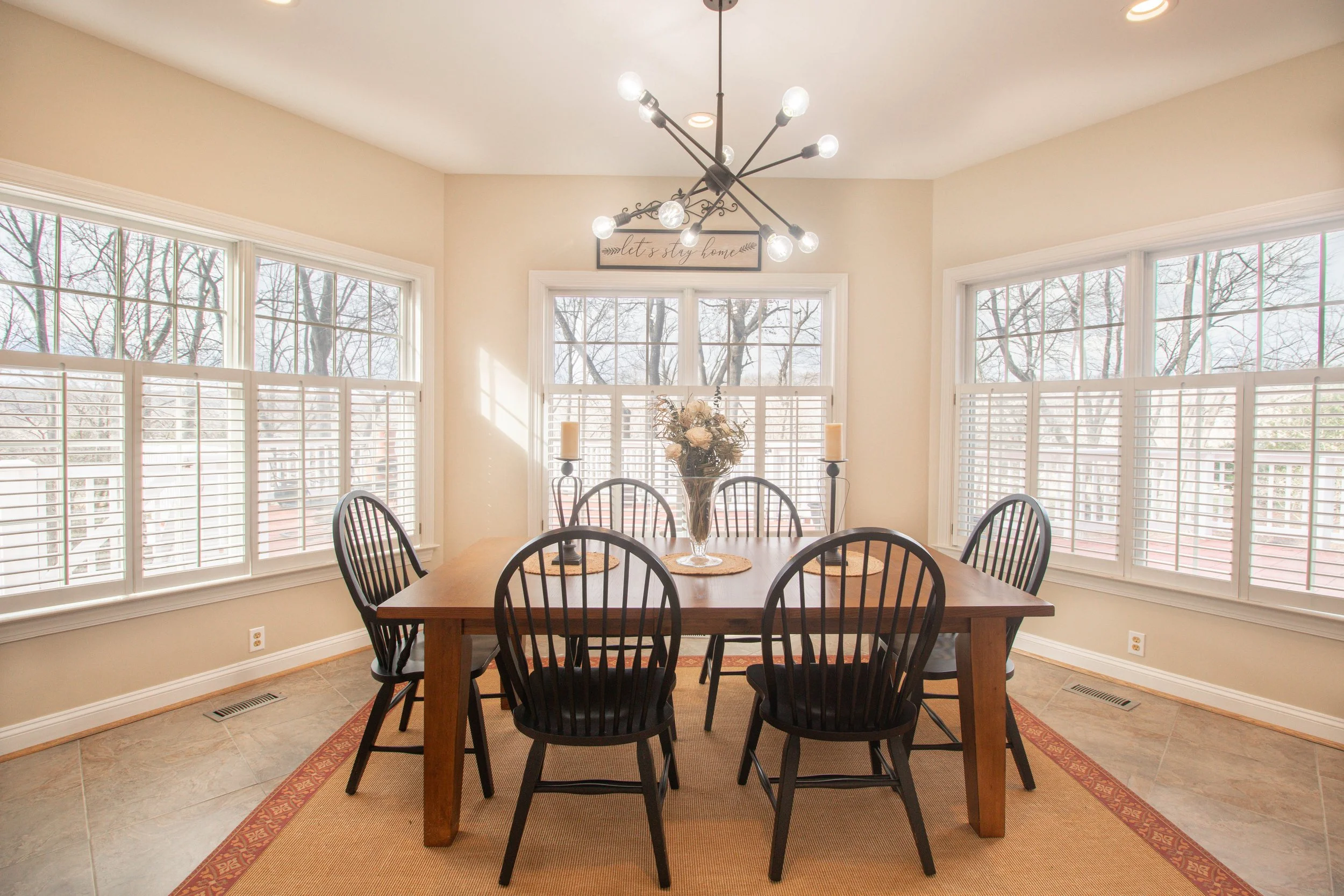 Dining Room.jpg