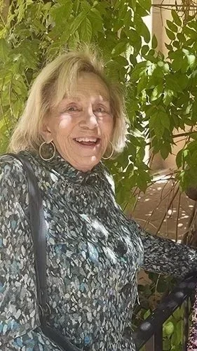 Stephanie Mitchell Smith