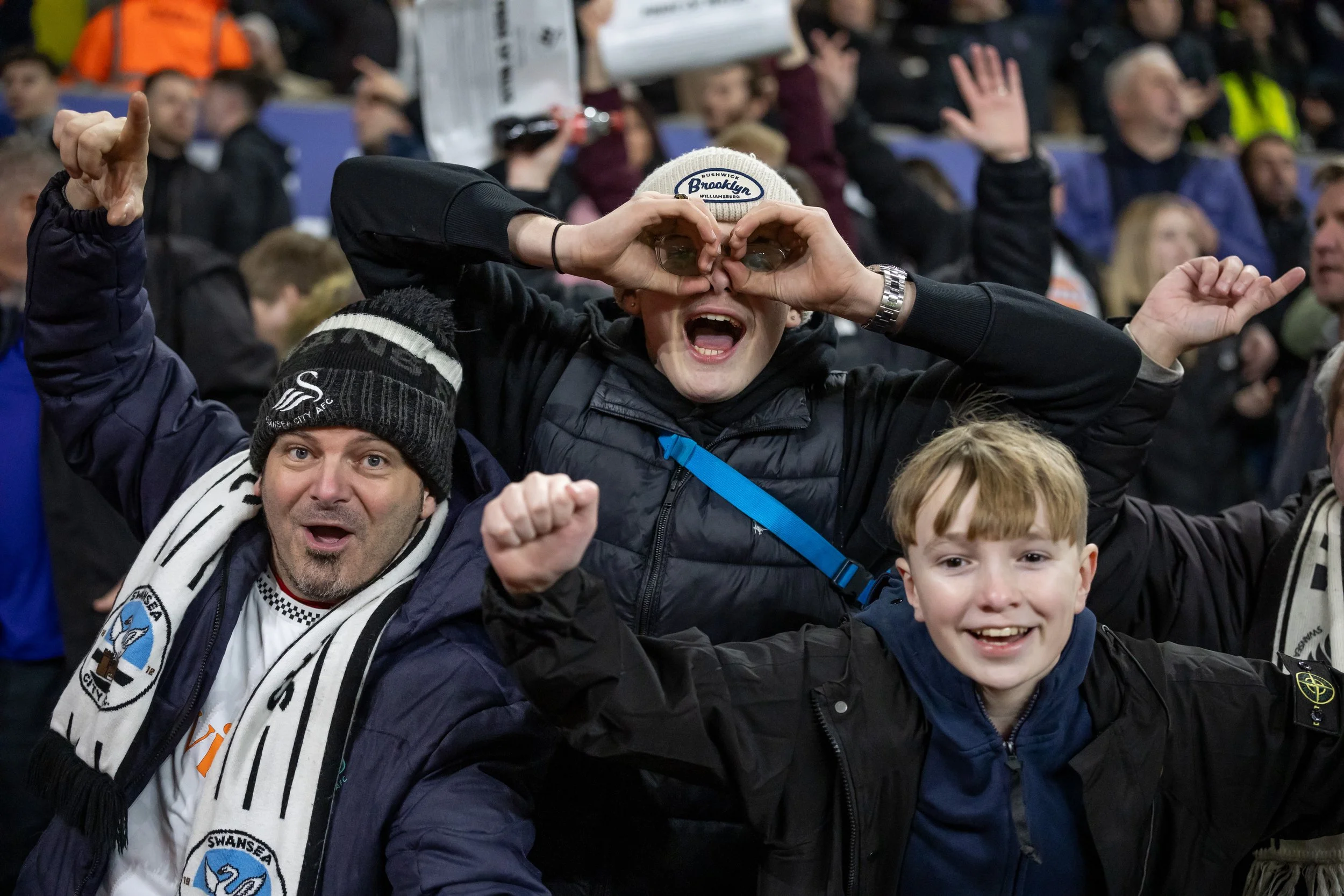 Andrew Orchard Sports Photography 