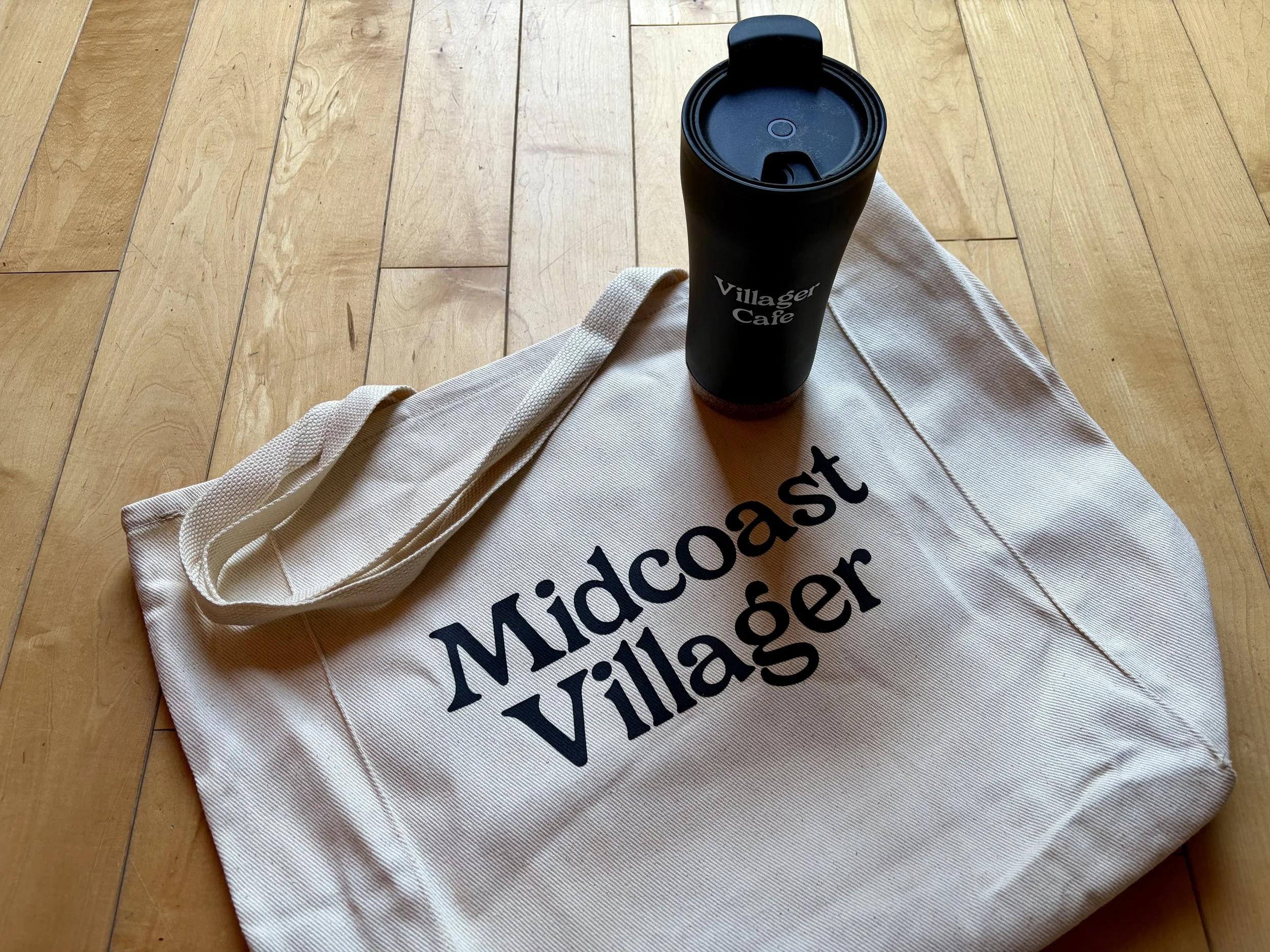 Midcoast Villager Tumbler and Tote

SILENT