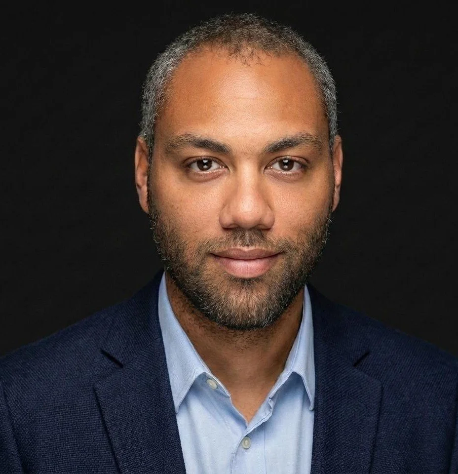 Photo Julien Koné - Tout est bleu.