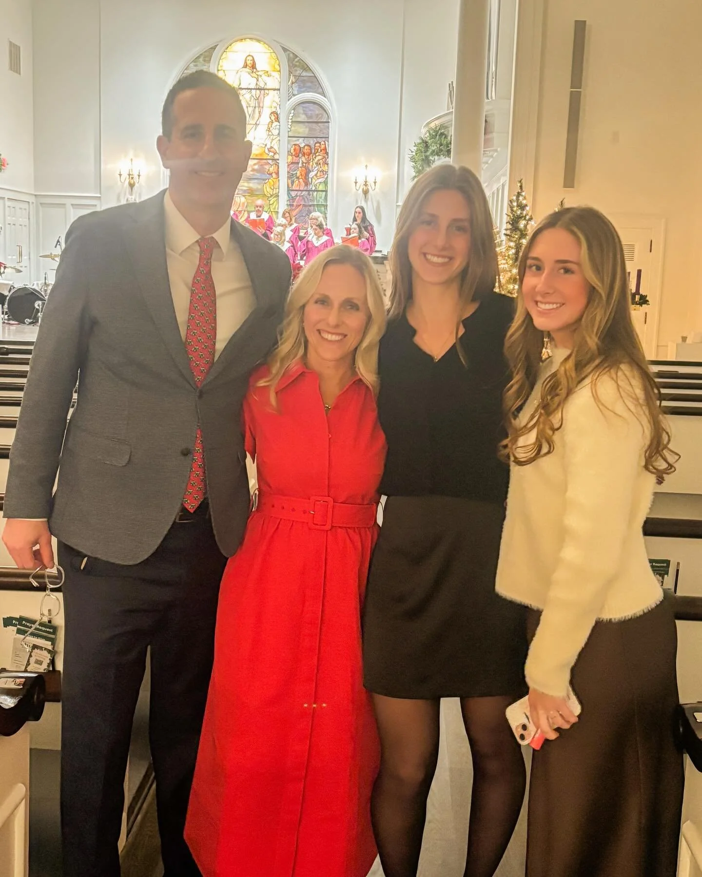 Merry Christmas!🎄Wishing you all love, joy, peace and hope this holiday season!