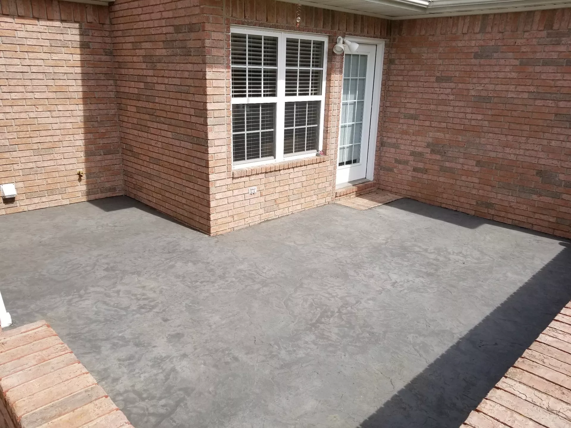 Services
Stamped Concrete Installation
Patio Design & Installation
Stair Design & Installation
Pool Decks
Basements
Driveways
Flatwork
Service Areas
Lowell, AR
Fayetteville, AR
Springdale, AR
Rogers, AR
Bentonville, AR
Bella Vista, AR
Siloam Springs,