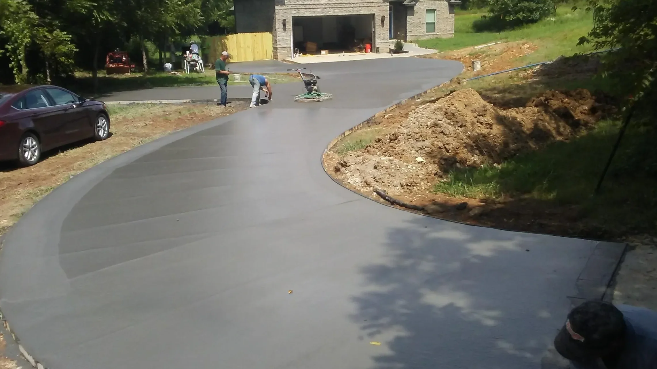 concrete driveway nwa local cement Rogers, AR  Springdale, AR  Fayetteville, AR  Bella Vista, AR  Lowell, AR  Bentonville, AR  Centerton, AR  Tontitown, AR  Cave Springs, AR  Pea Ridge, AR  Elm Springs, AR