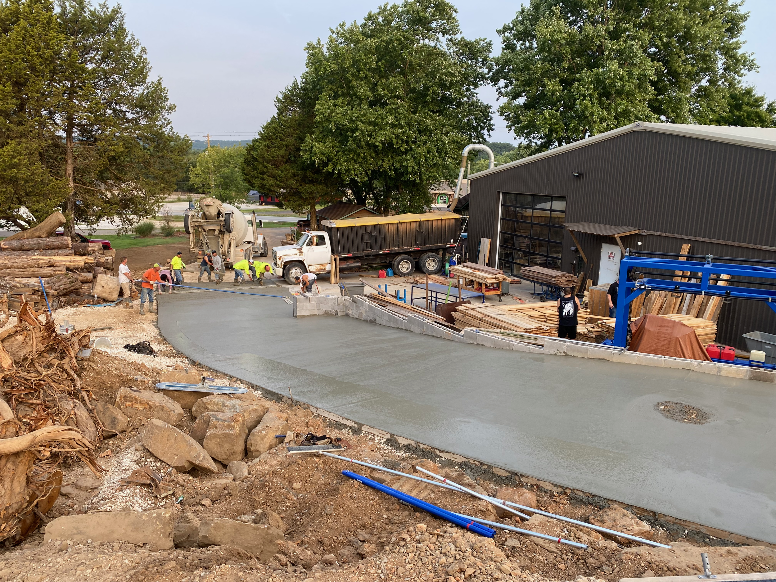 Services
Stamped Concrete Installation
Patio Design & Installation
Stair Design & Installation
Pool Decks
Basements
Driveways
Flatwork
Service Areas
Lowell, AR
Fayetteville, AR
Springdale, AR
Rogers, AR
Bentonville, AR
Bella Vista, AR
Siloam Springs,