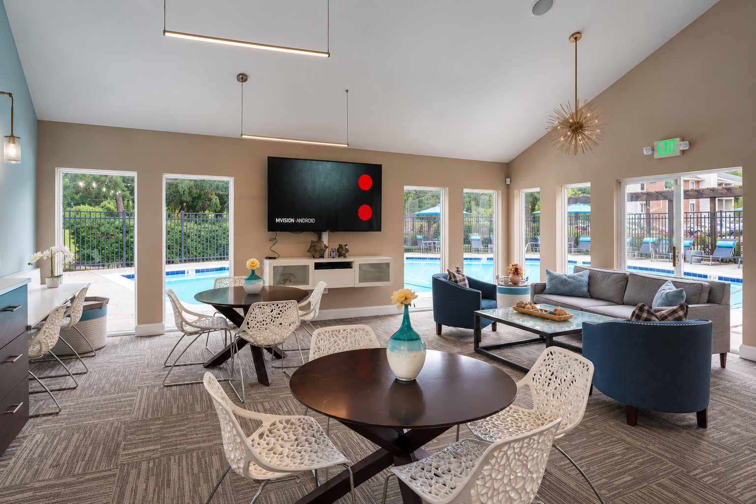 Clubhouse lounge and seating area at Crossings at White Marsh
