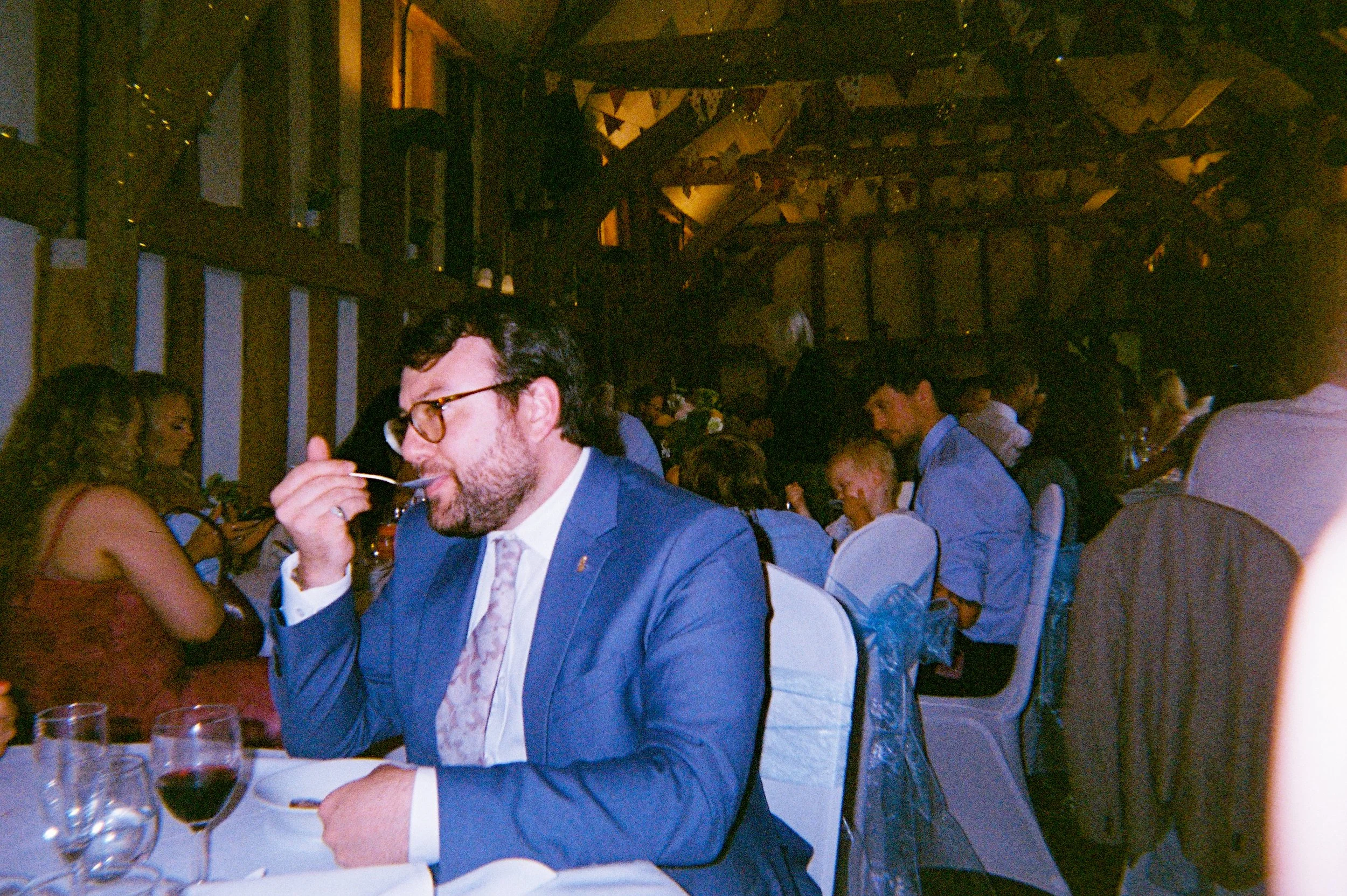 R1-06477-0008.jpg