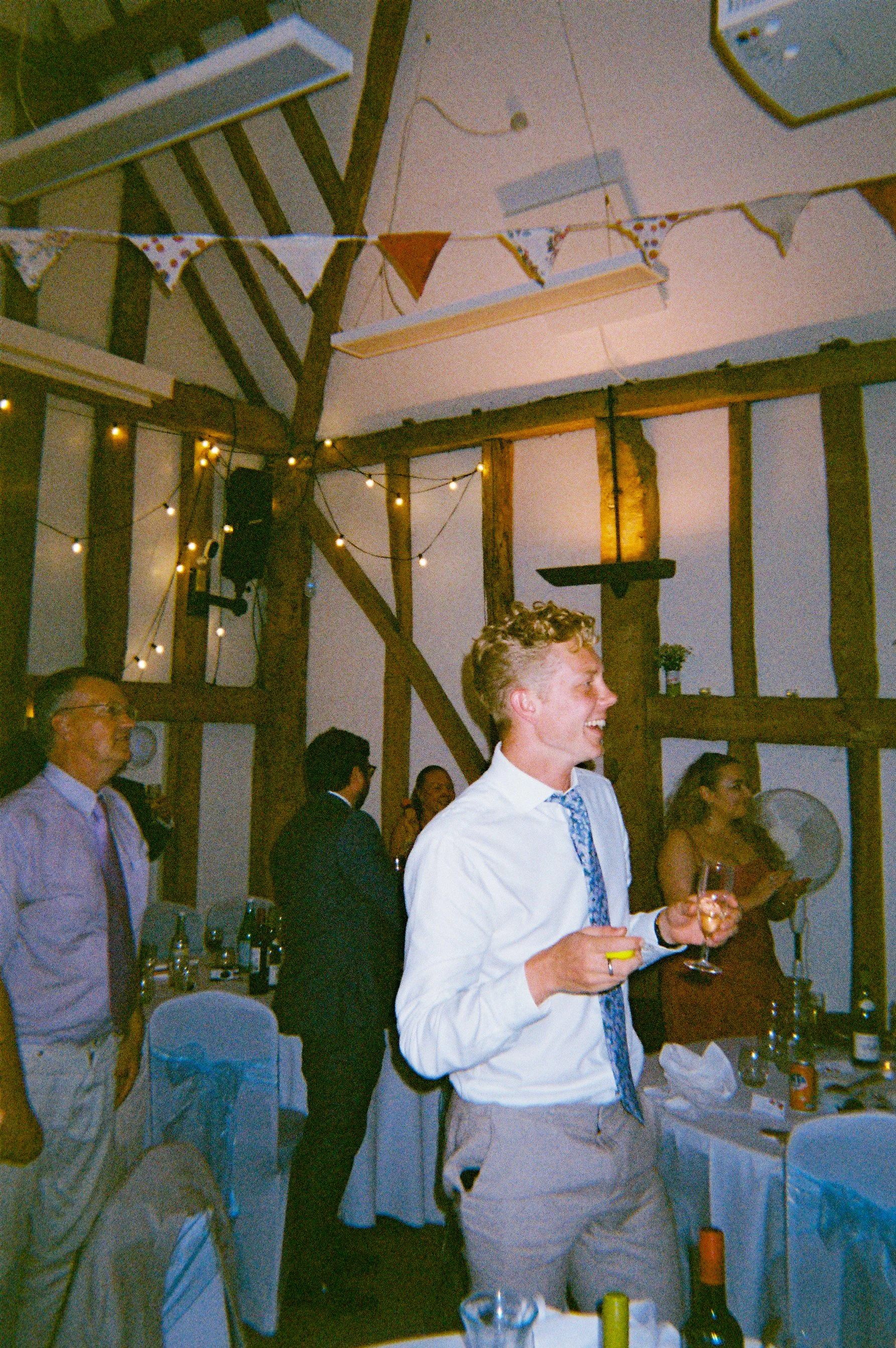 R1-06489-014A.jpg