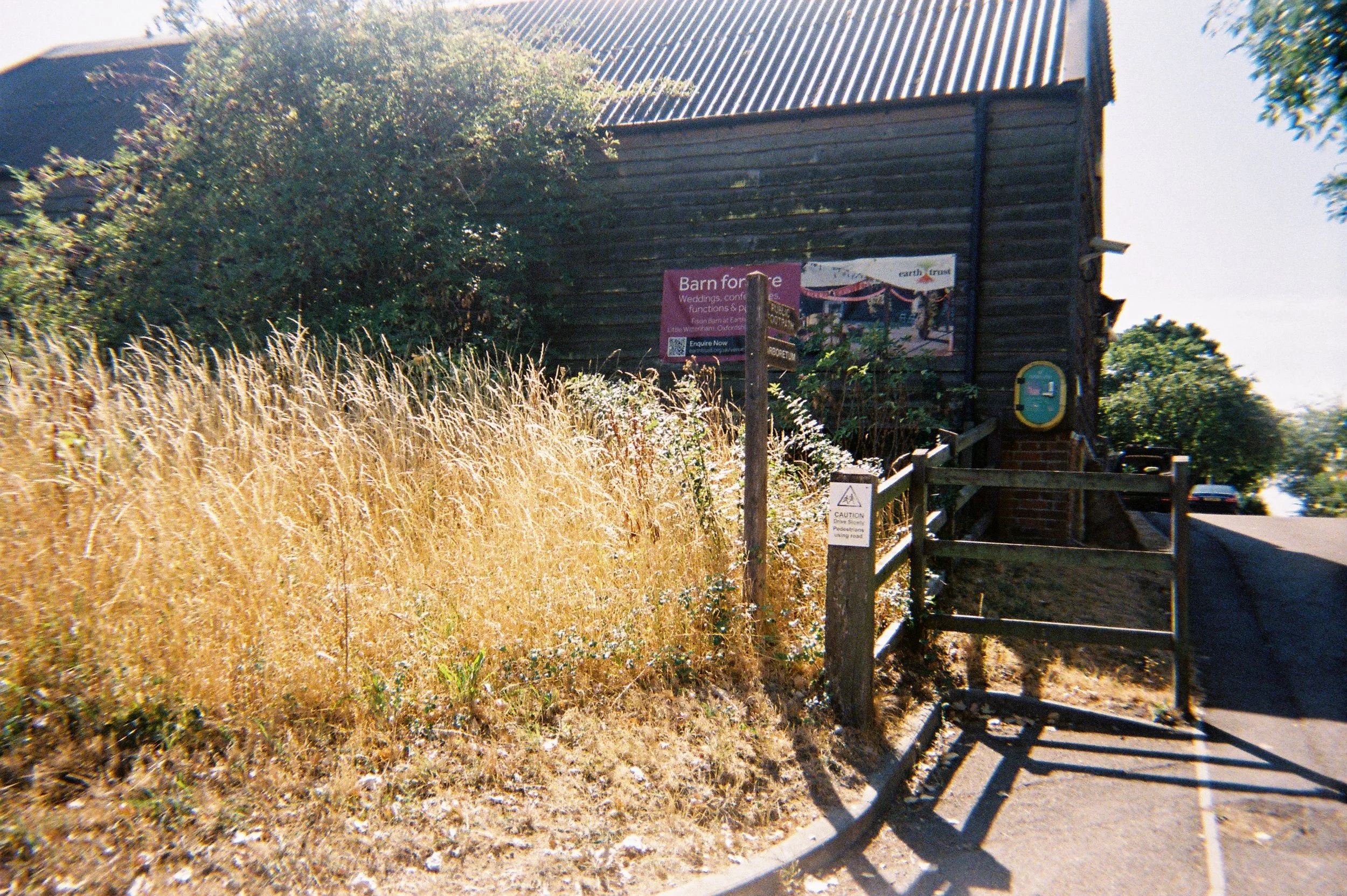 R1-06483-012A.jpg