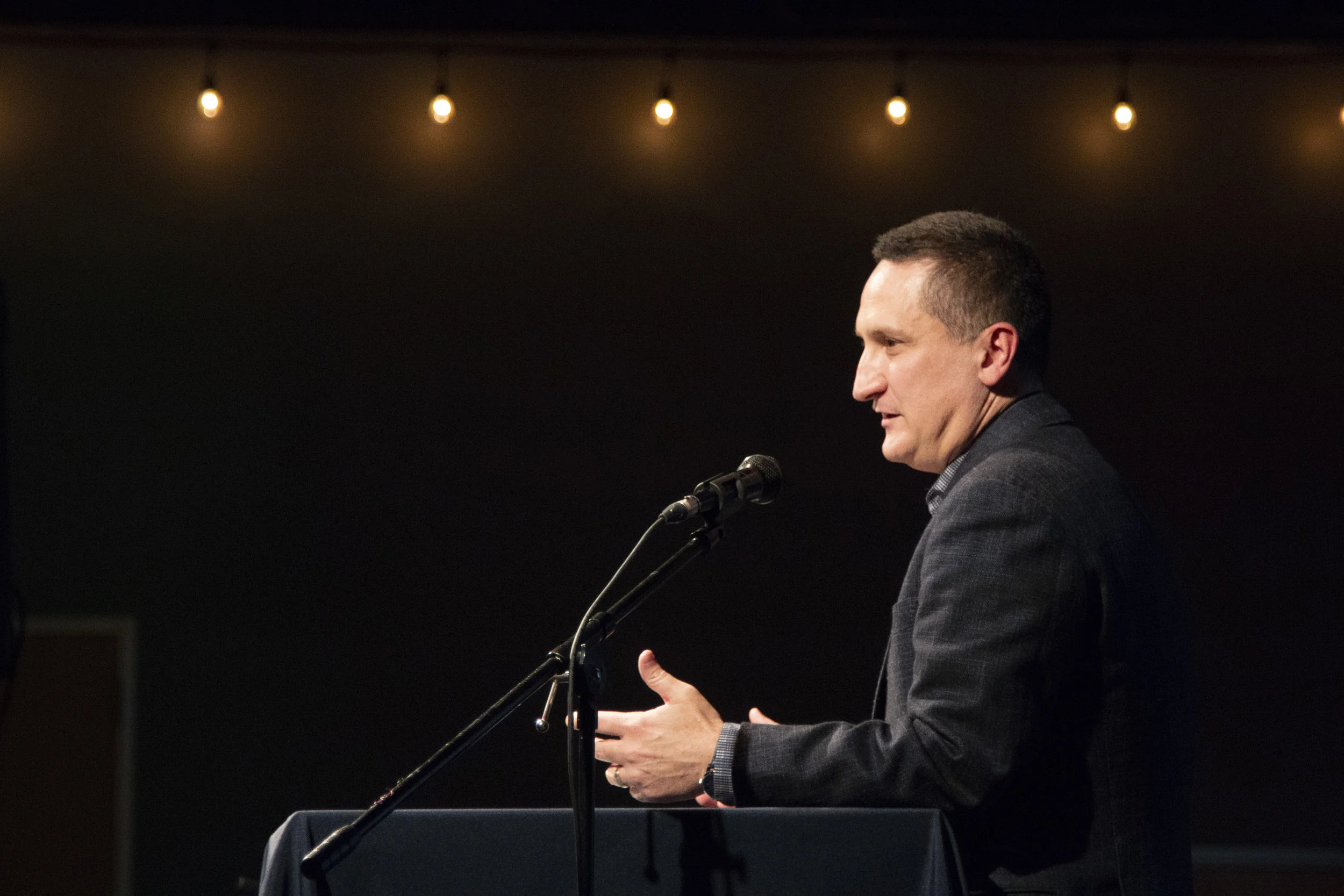 Reading Partners Books and Brew May 2018 (451).jpg