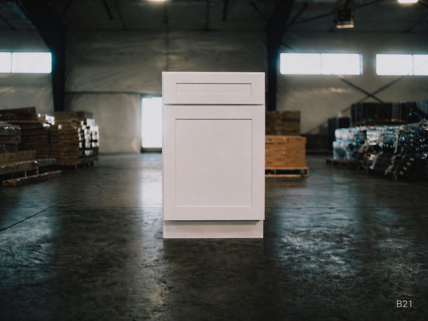 White Shaker RTA Base Cabinet - 1 Drawer, 1 Door, 1 Adjustable shelf (B21) - 21"W x 34.5"H x 24"D
