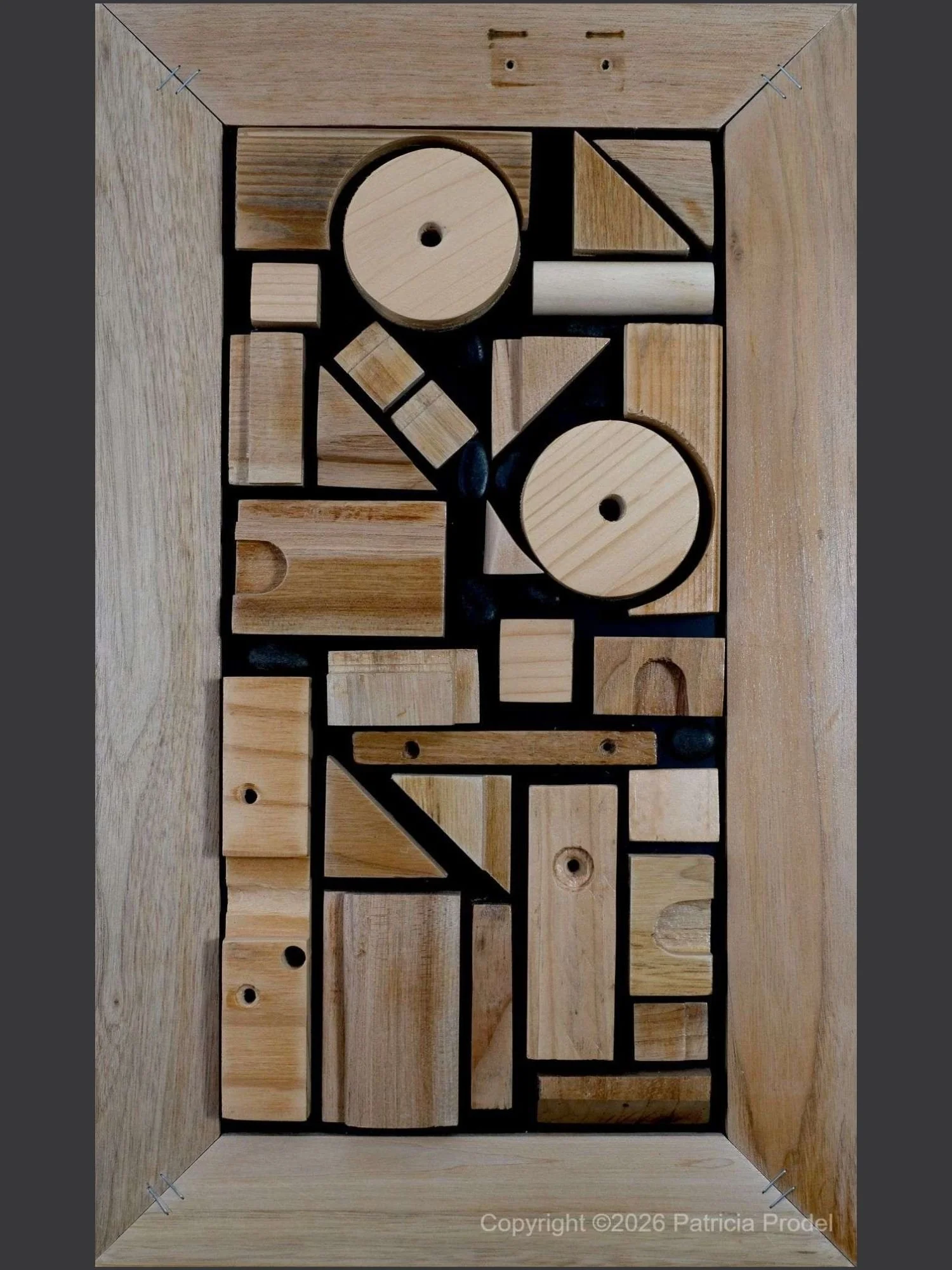 tableau-bois-geometrie-lignes-cercles-profondeur-matiere-cadre-symetrie-courbes-composition-art-mural-recyclage.jpg