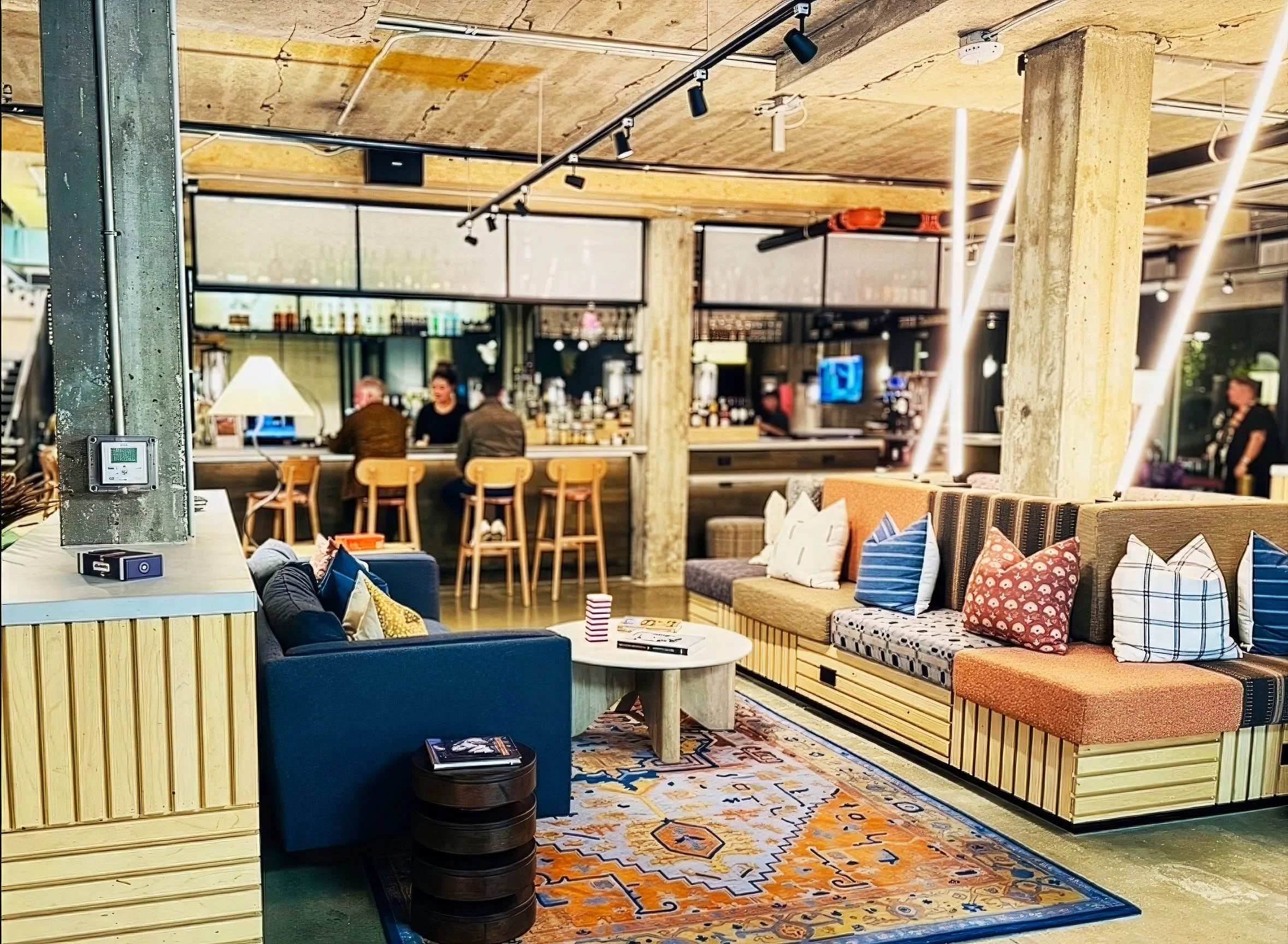 Moxy Fay 03 2x scale.jpg