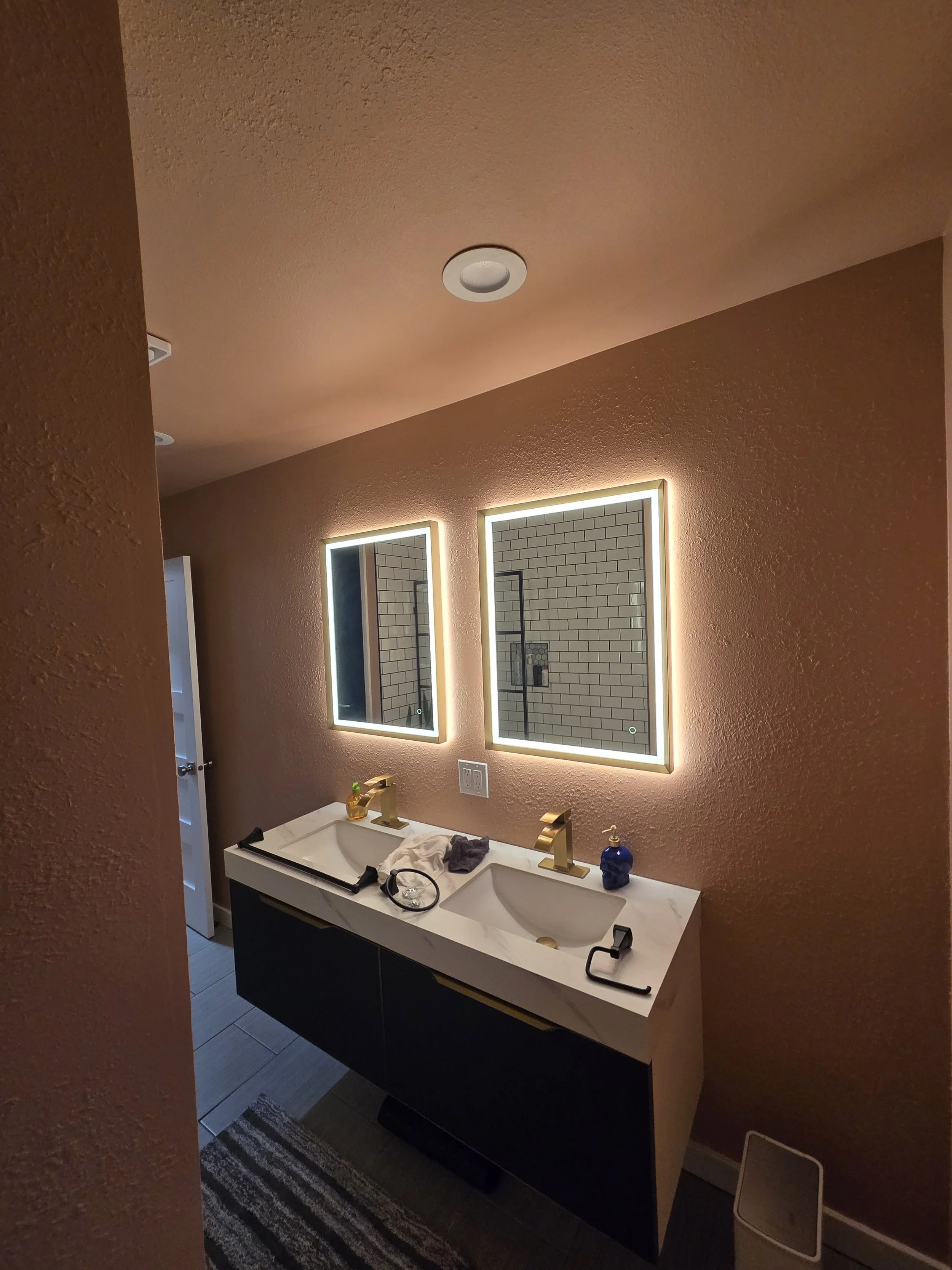 Bathroom painting Happy Valley, OR