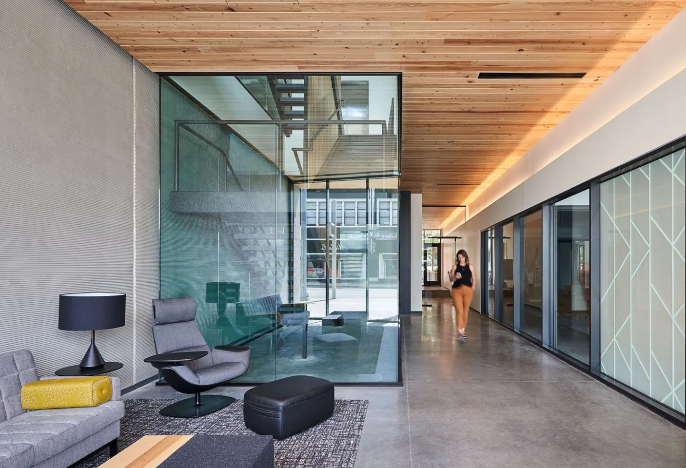 Executive Office Space Crossroads KC main entry.