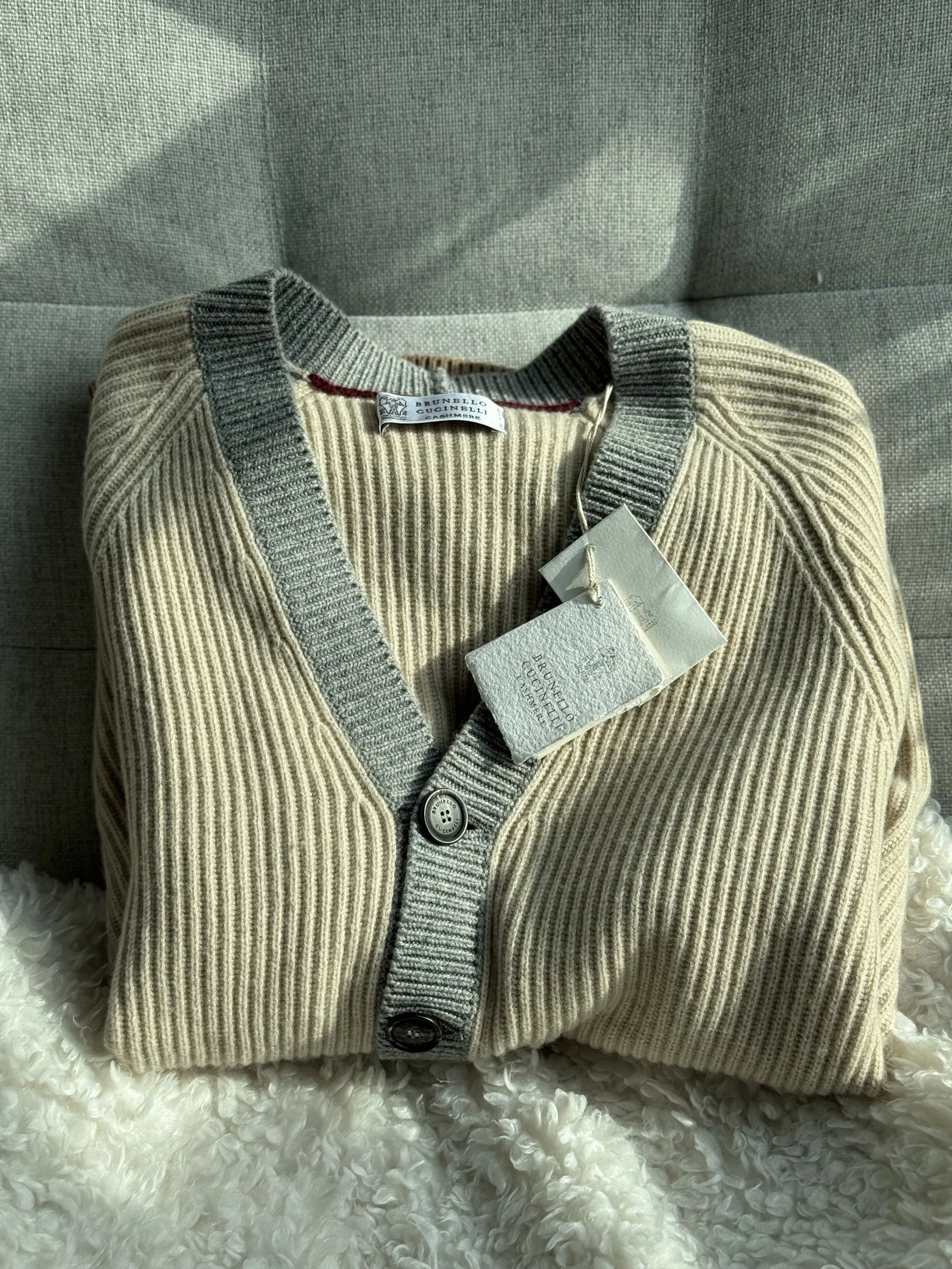 Brunello Cucinelli Wool-Silk-Linen Beige Cardigan Size 48 - Sold