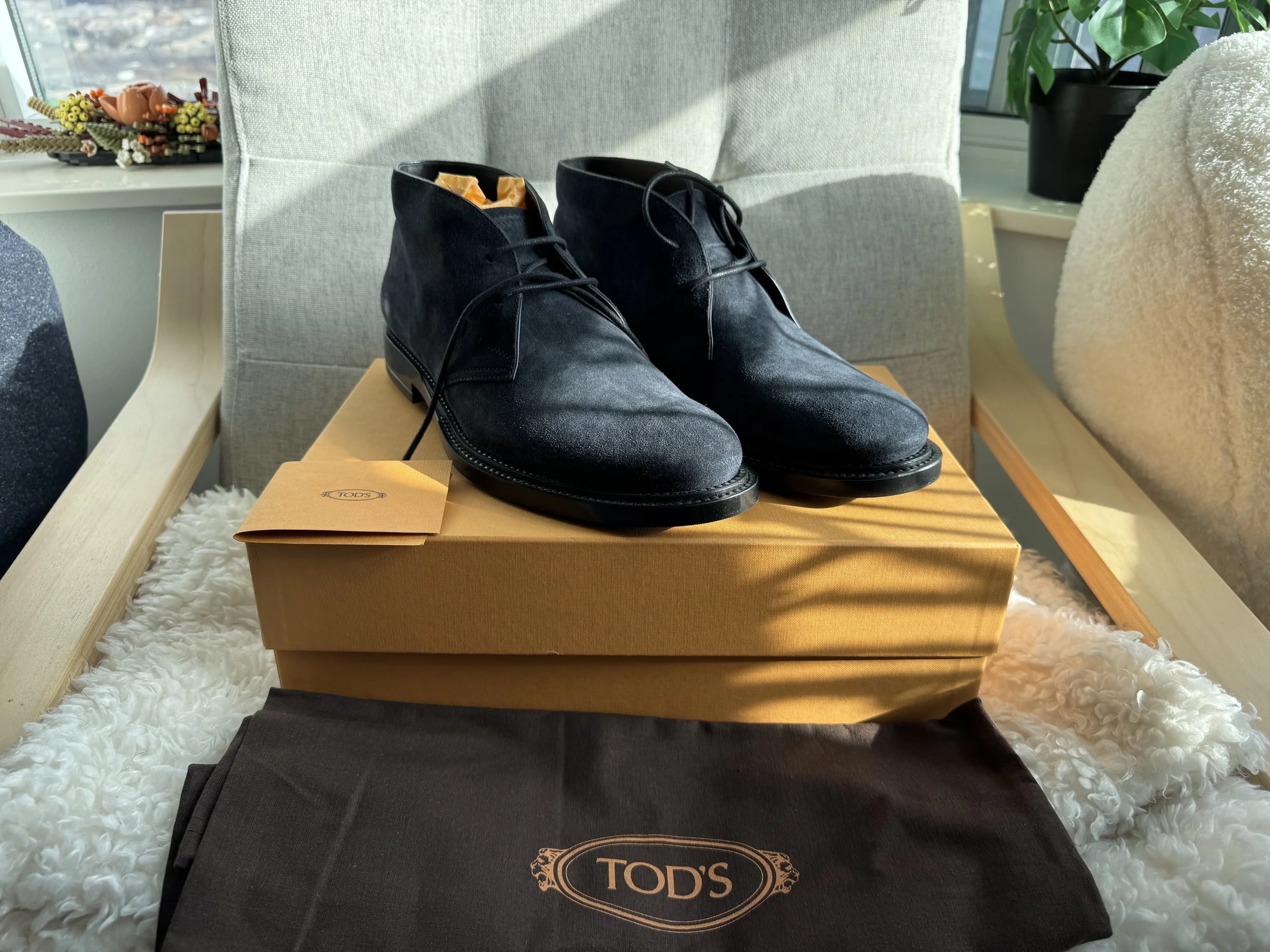 Tod's Desert Boots in Navy Suede Size 43 - Sold