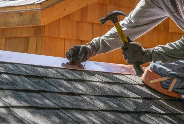 Roofing — 屋顶修理与更换