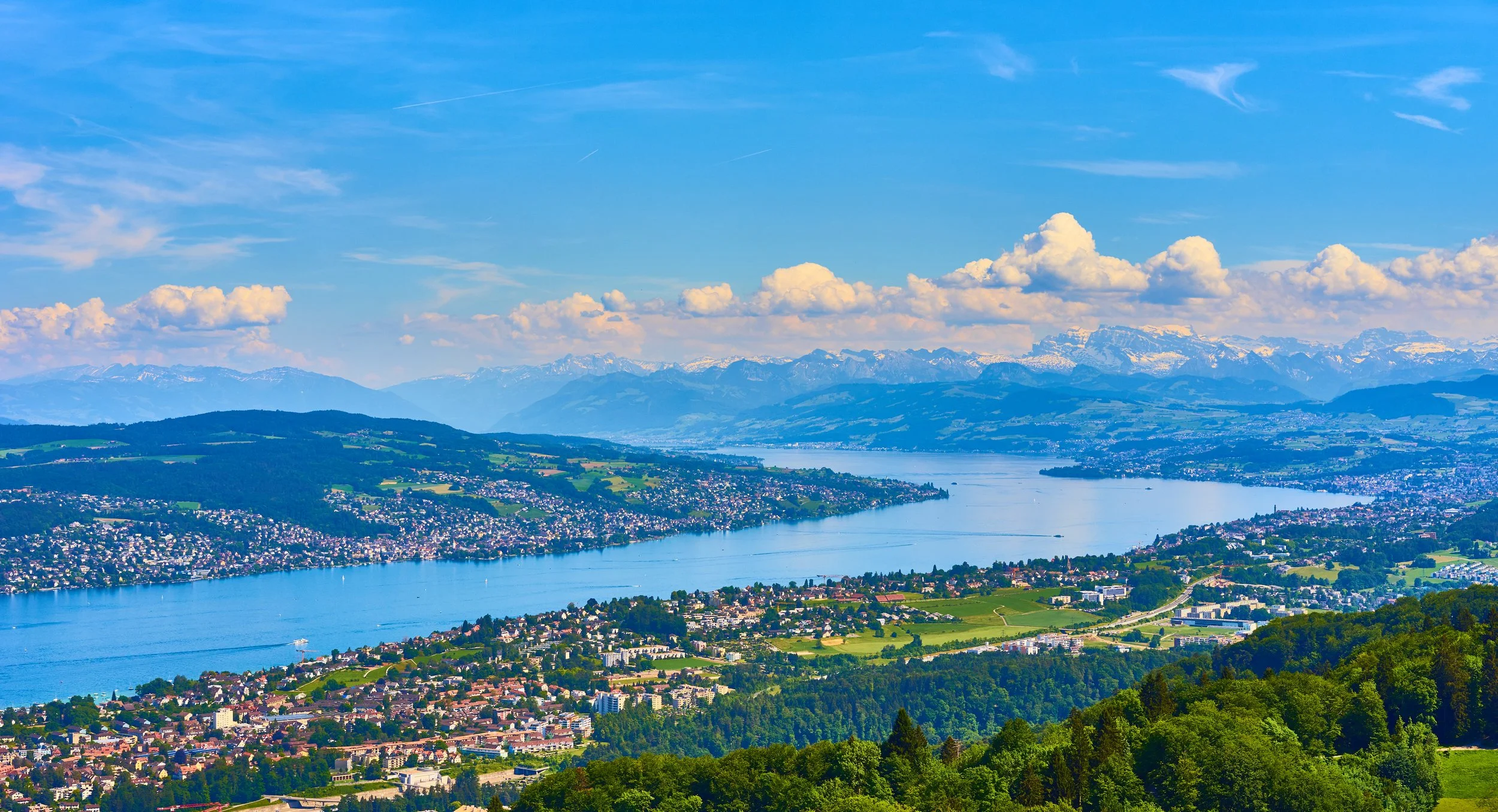 Zurich cityscape — real estate advisory services Switzerland