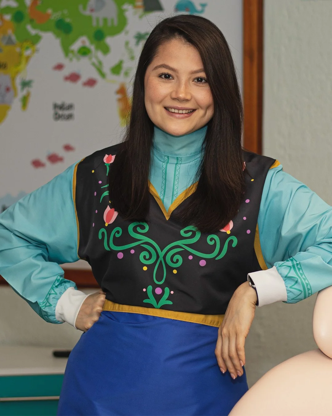 Dra. Diana Avena Odontopediatra enfocado en prevención de caries y tratamientos dentales para niños.