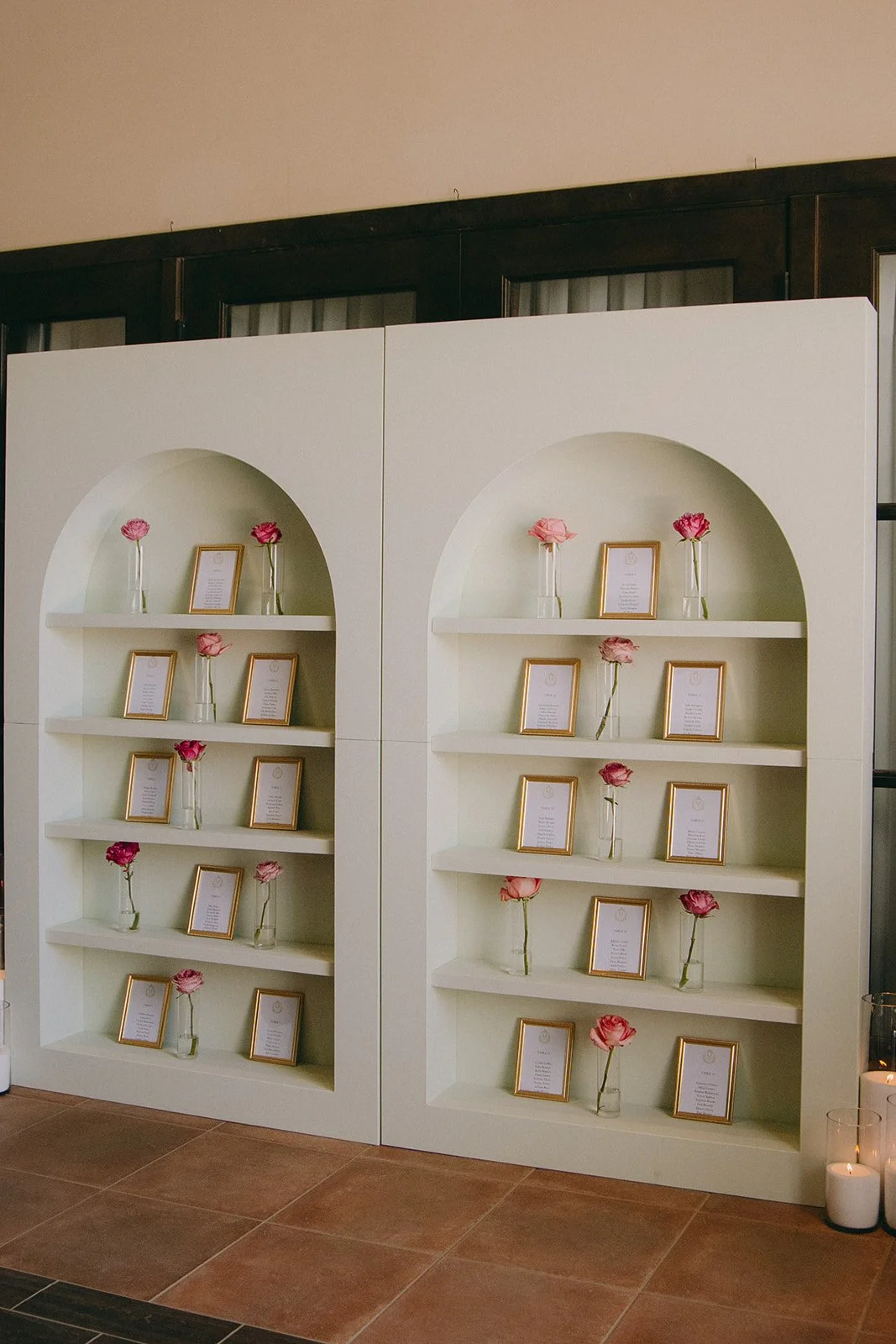 Duo Display Wall