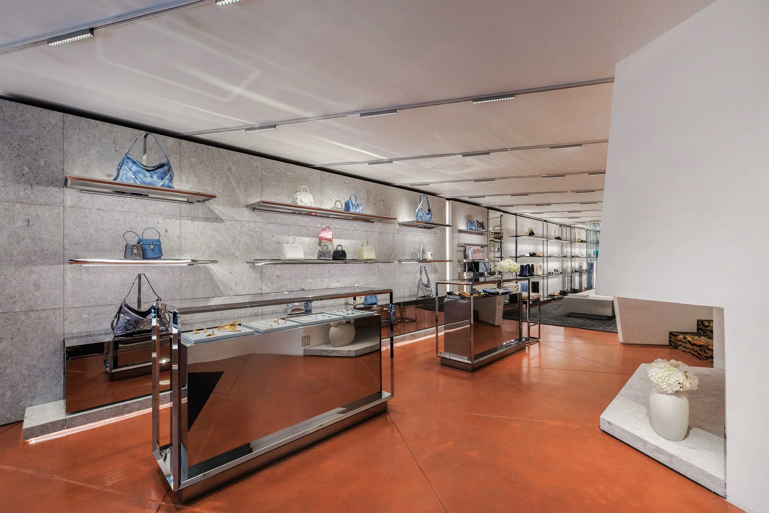 Givenchy-RodeoDrive-08.jpg