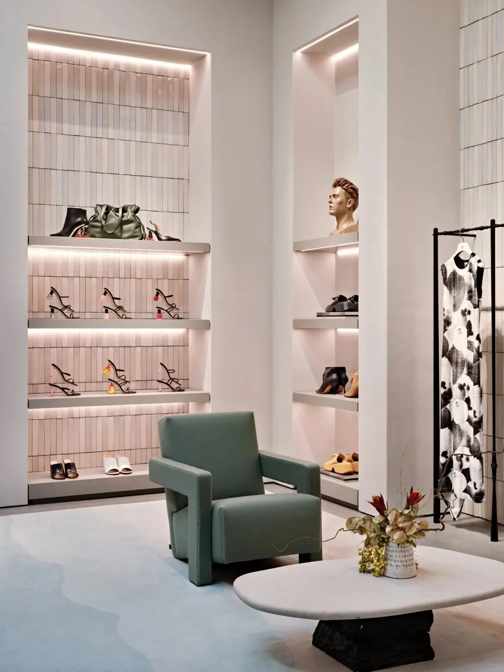 Loewe-BeverlyHills-04.jpg