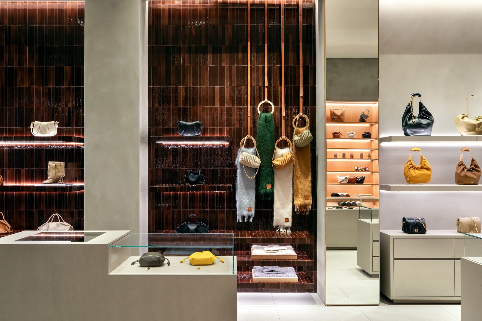 Loewe-ValleyFair-04.jpg