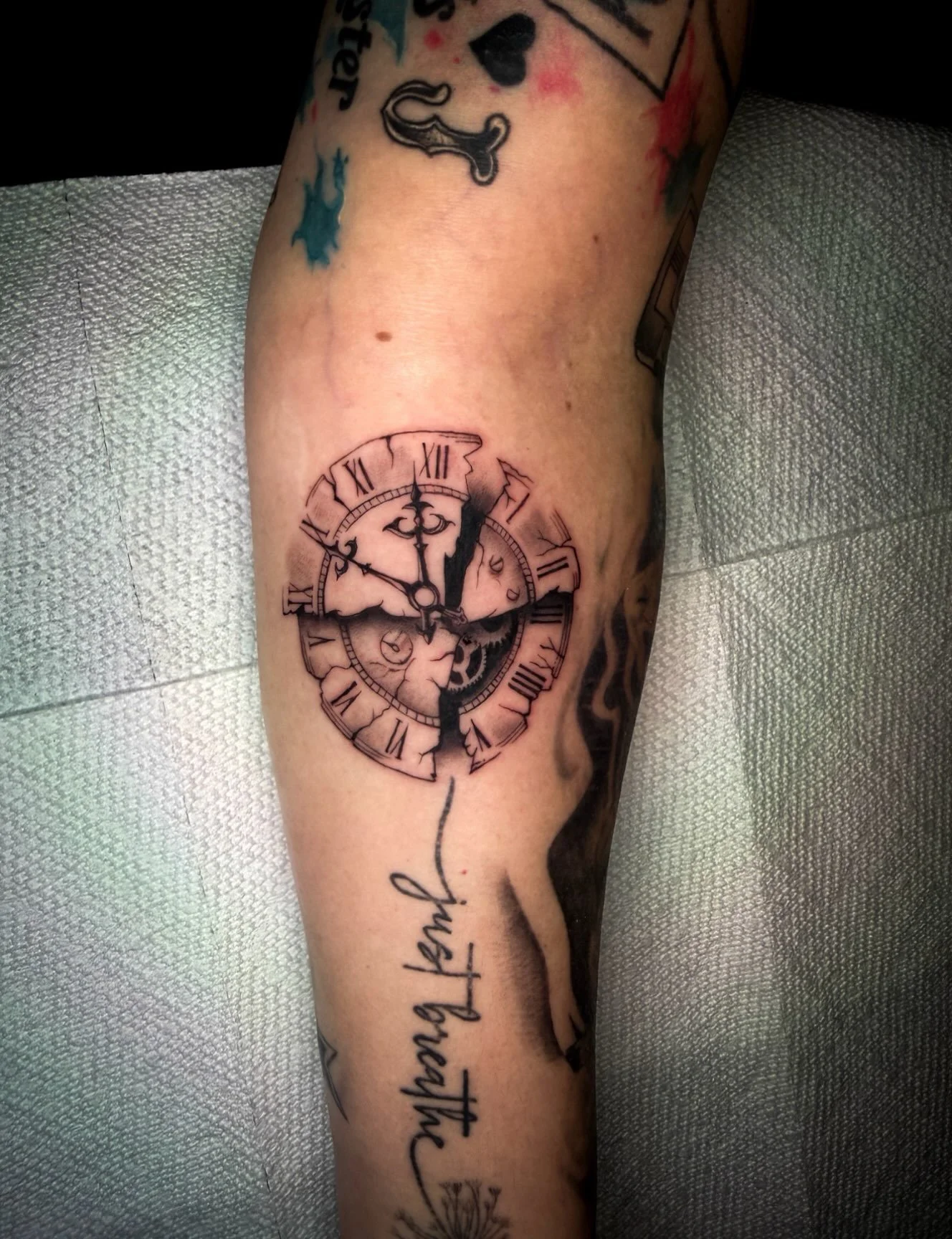 Sweet little WIP! Hit my website to book! 
.
.
.
#tattoos #realismtattoo #stuarttattoos #blackandgreytattoos #tattoo