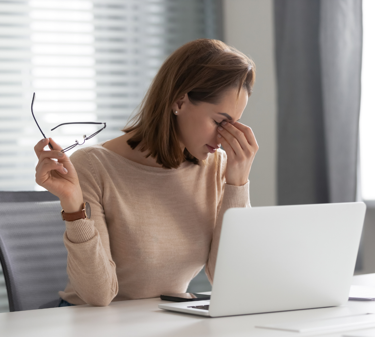 Navigating Financial Strain Amid Divorce