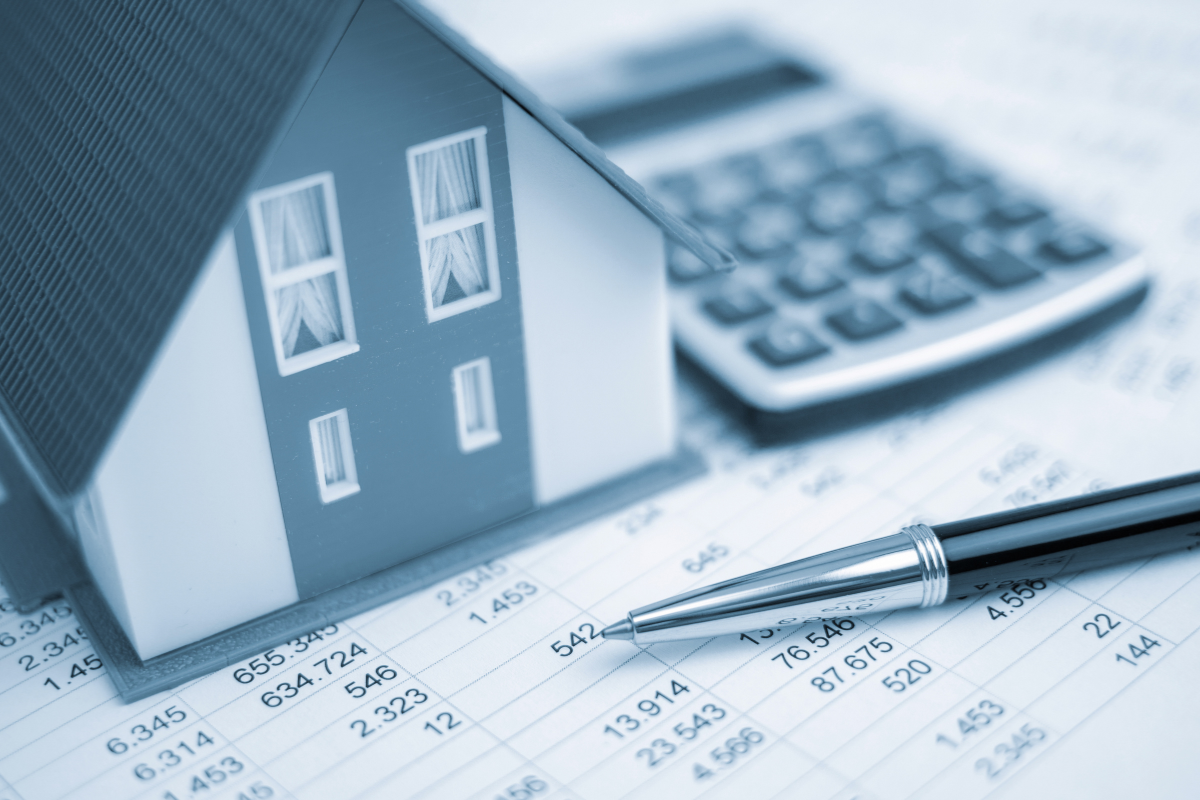 The Pros and Cons of Investing in Real Estate