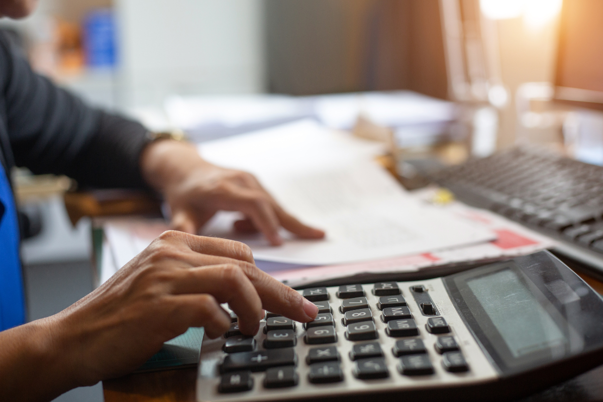Managing Attorney Fees During Divorce
