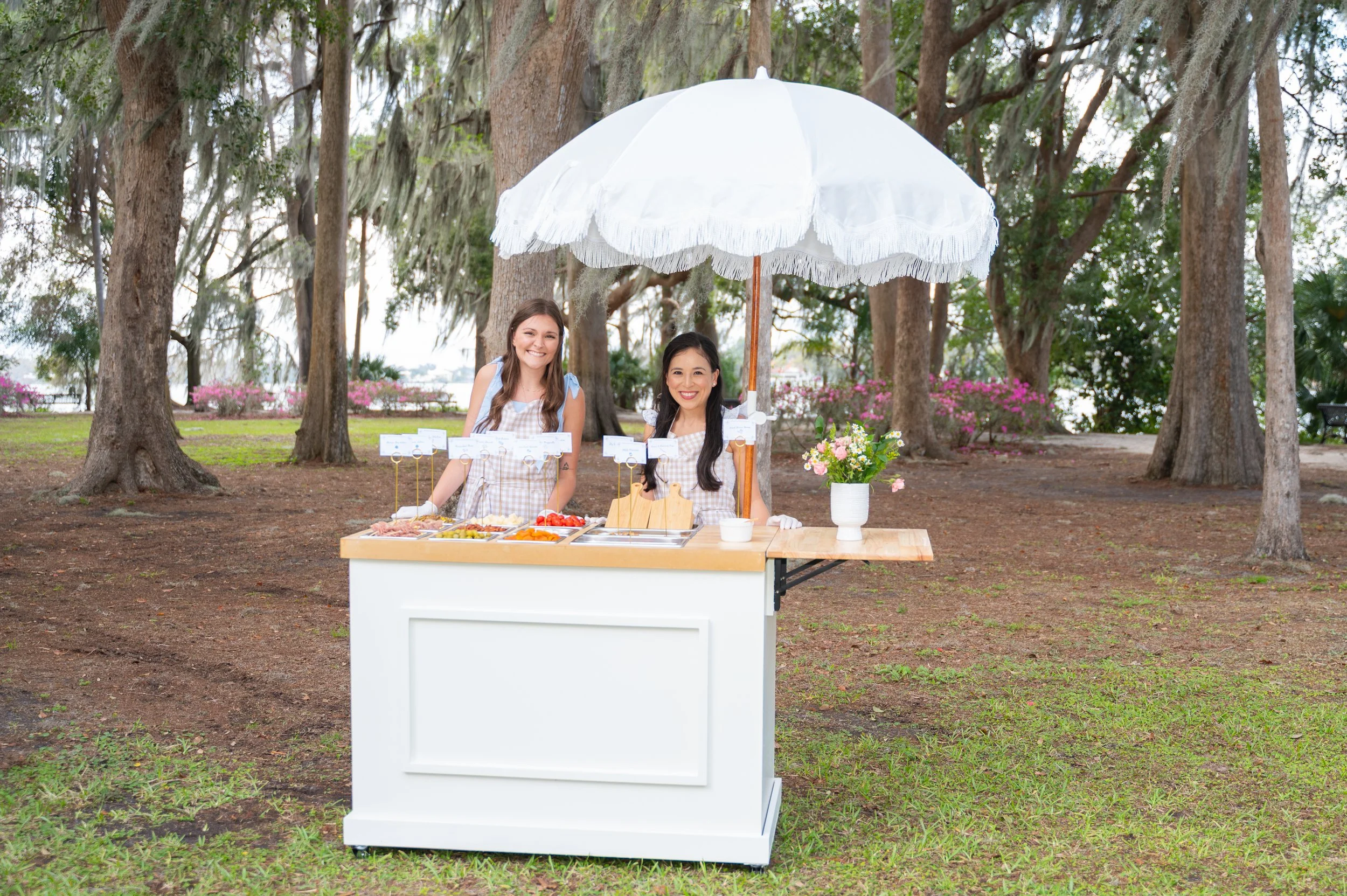 Bottomless Signature Cart