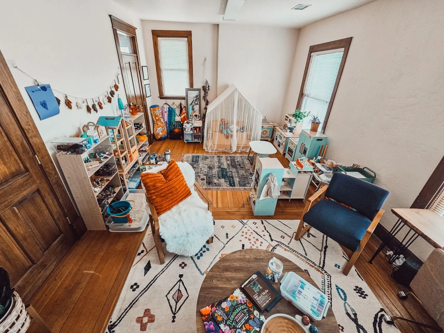 Therapists in Colorado - botanical graphic