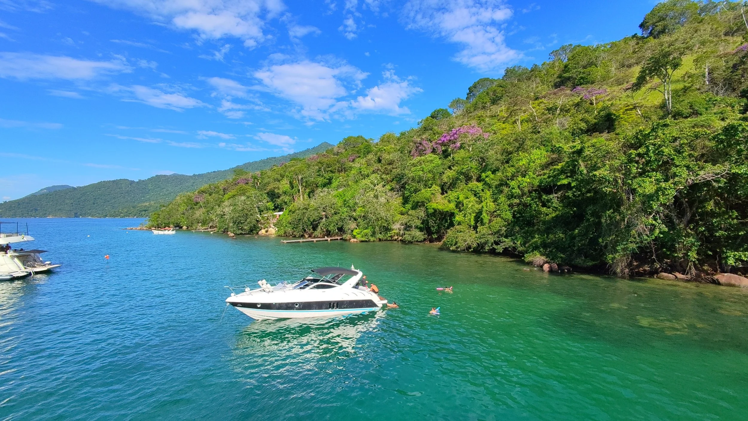 Best Boat Tours in Ilha Grande &amp; Angra dos Reis (2026 Guide)