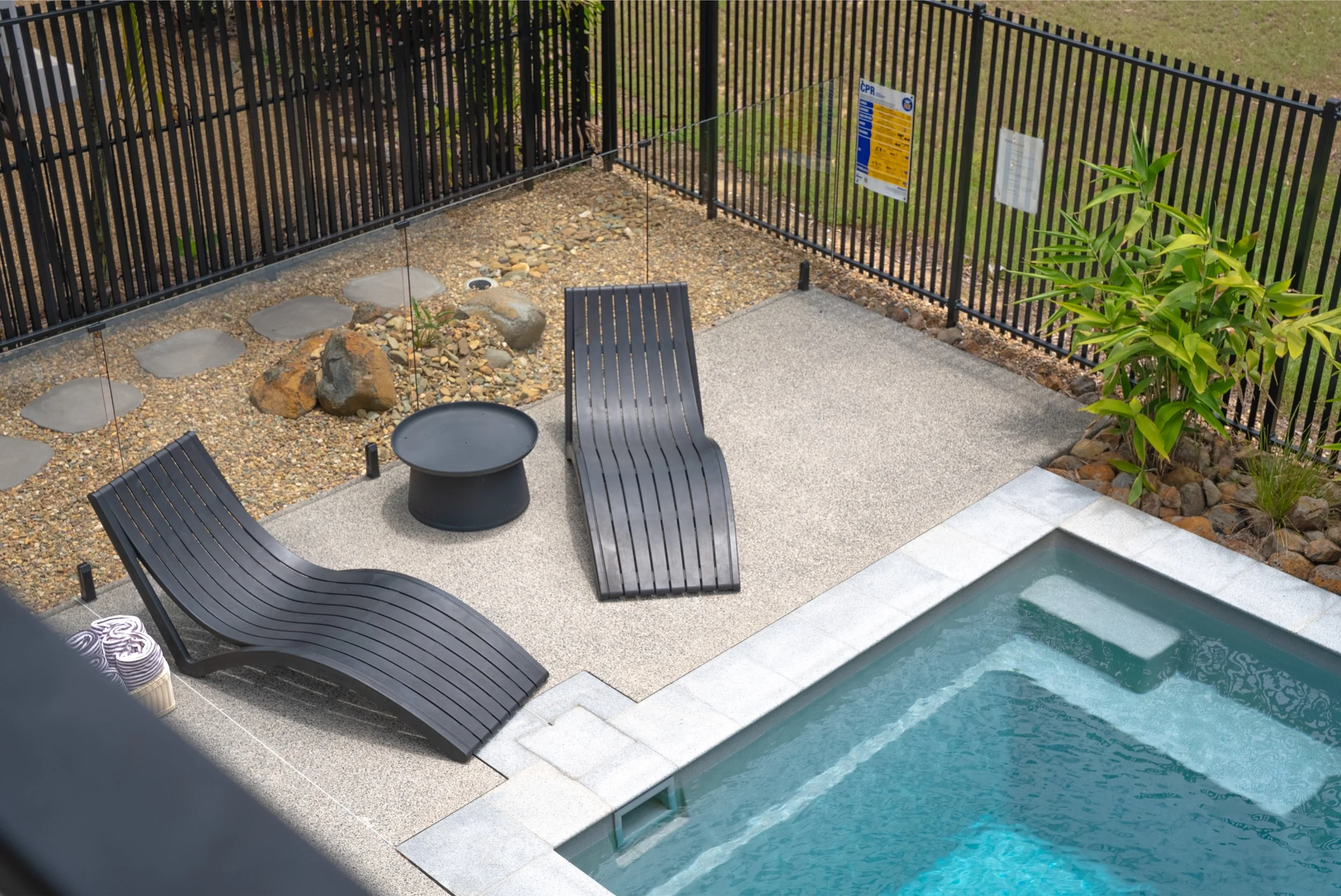 2fb56a6b-a5bc-419a-a240-434186f0dc50_0002_DSC01384 copy.jpg