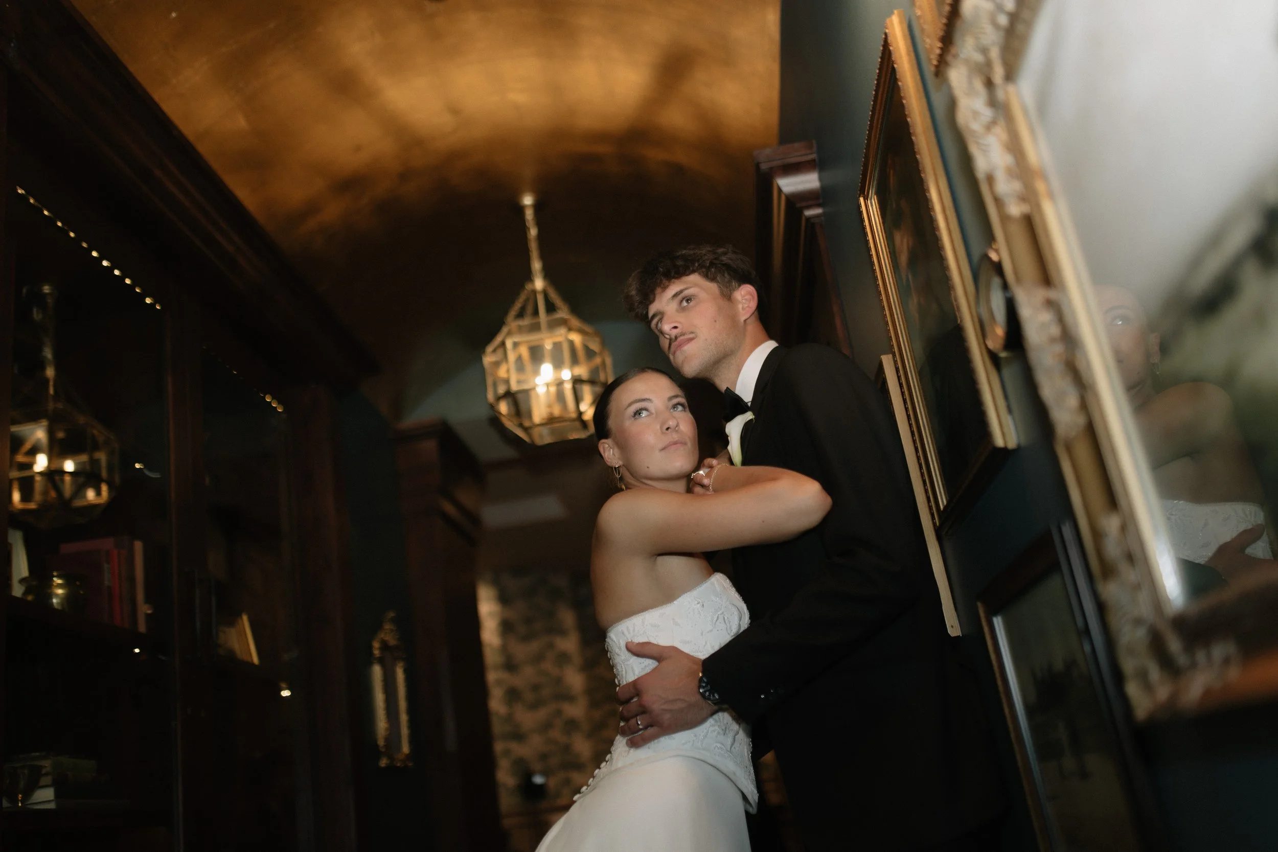 brown & burgundy wedding, travel wedding photographer, golf course wedding ideas, candid wedding photographer, documentary, film inspired georgia abigail photo -265.jpg