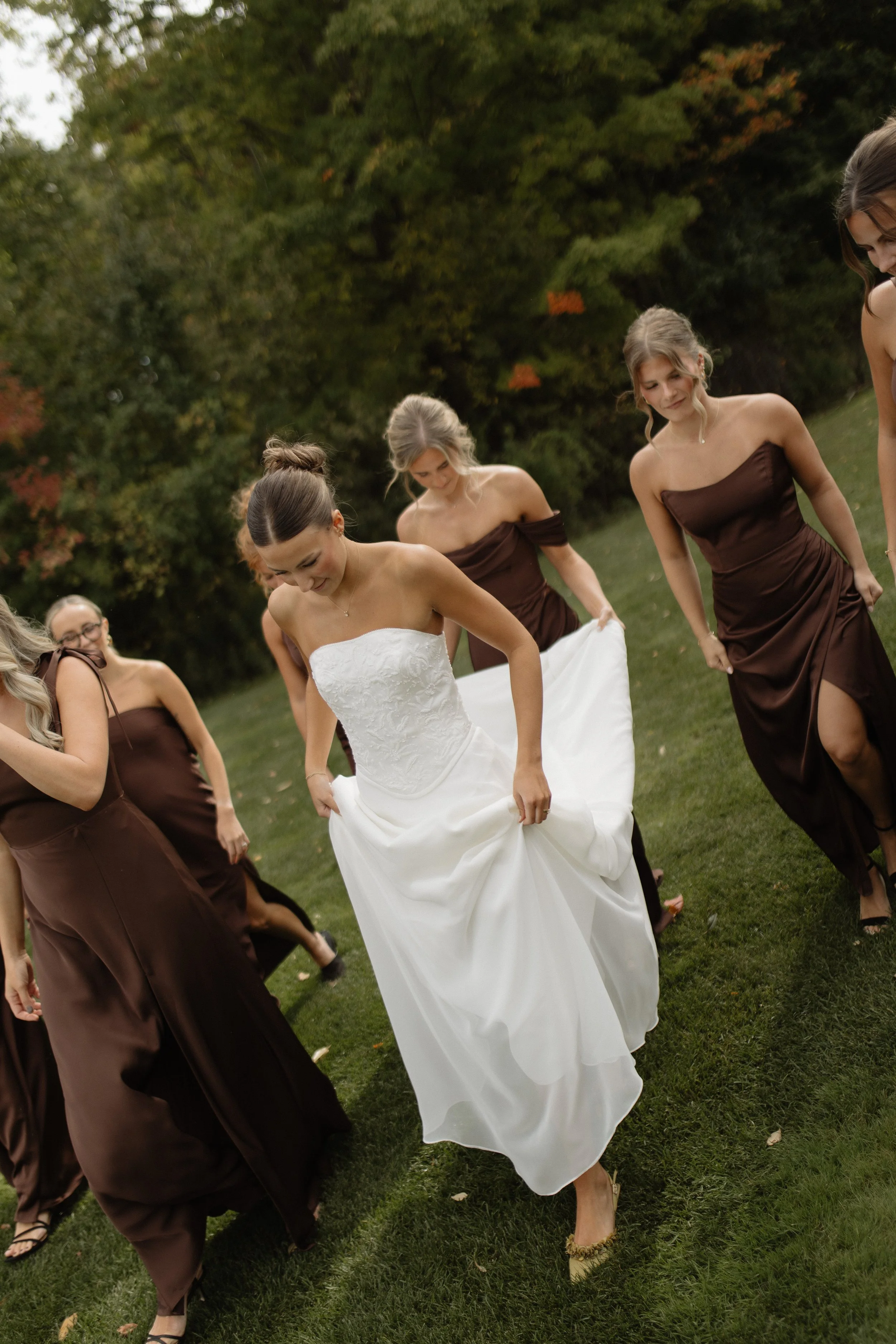brown & burgundy wedding, travel wedding photographer, golf course wedding ideas, candid wedding photographer, documentary, film inspired georgia abigail photo -57.jpg