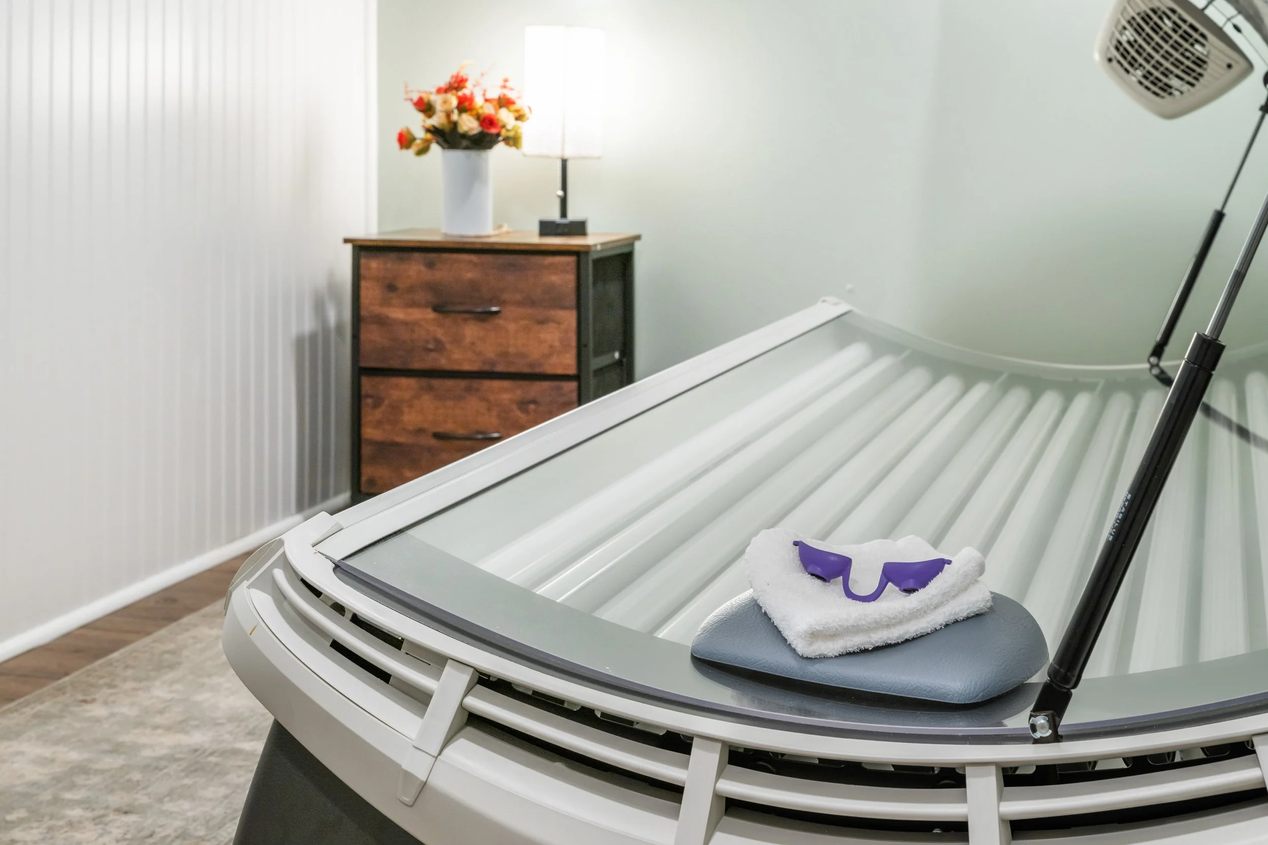 Sunbed Therapy-3.jpg