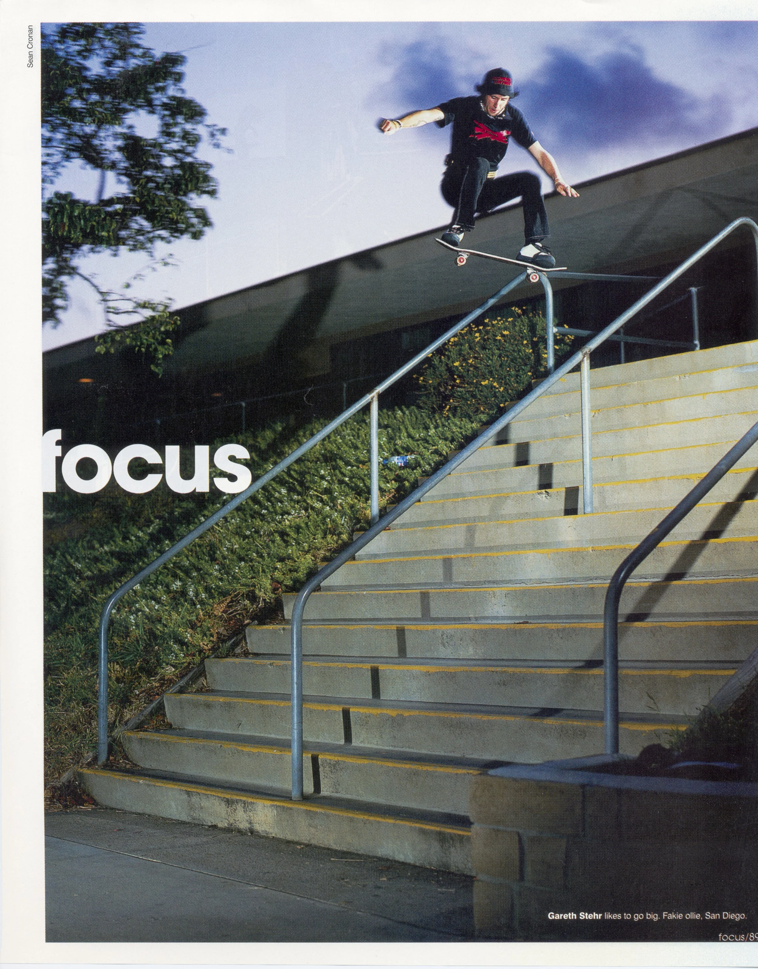 skateboarder_gareth fakie ollie_04.jpg