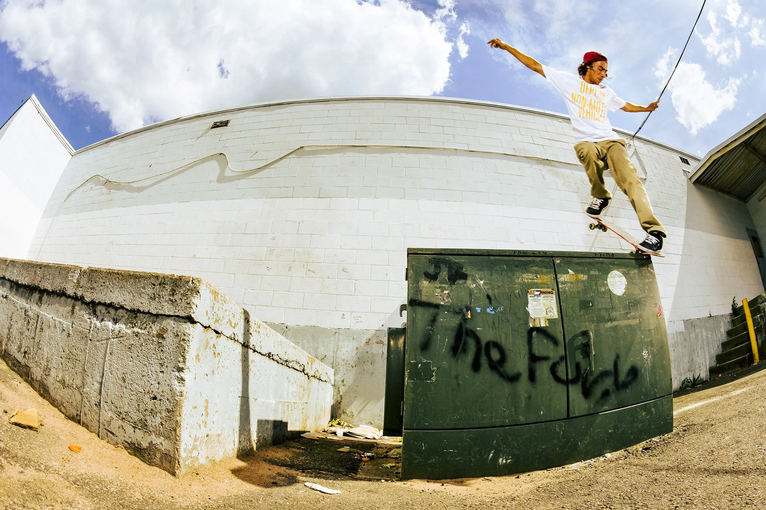 eli_reed_backnoseblunt_CRONAN 2.jpg