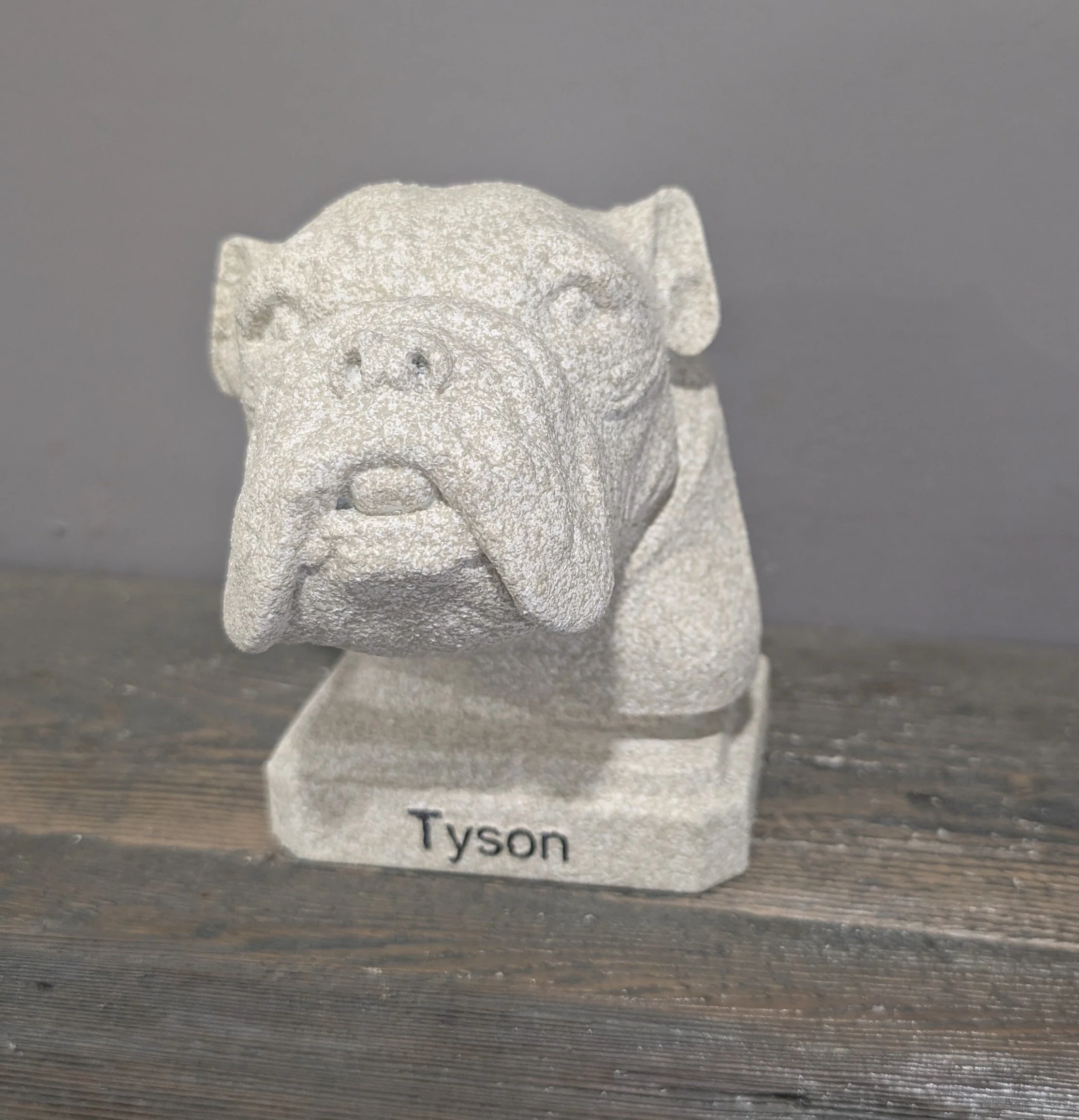 Custom dog statue from photo delivered to door - Your Pet's Legacy