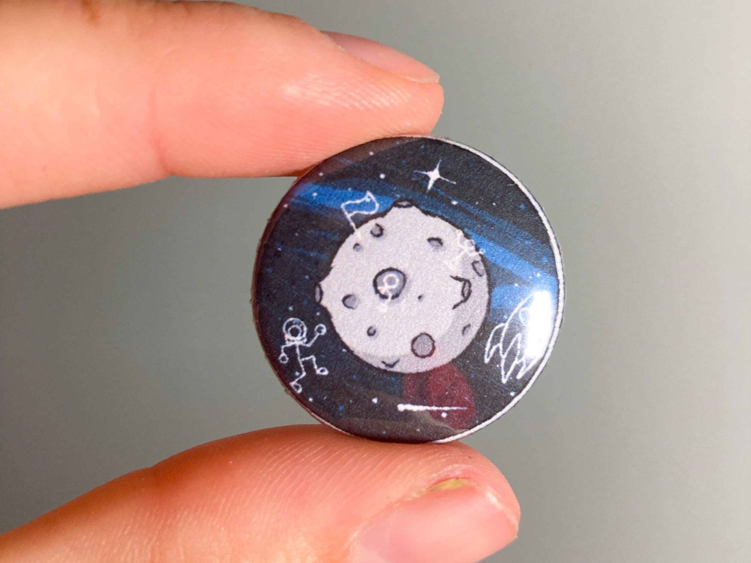 Moon Pin