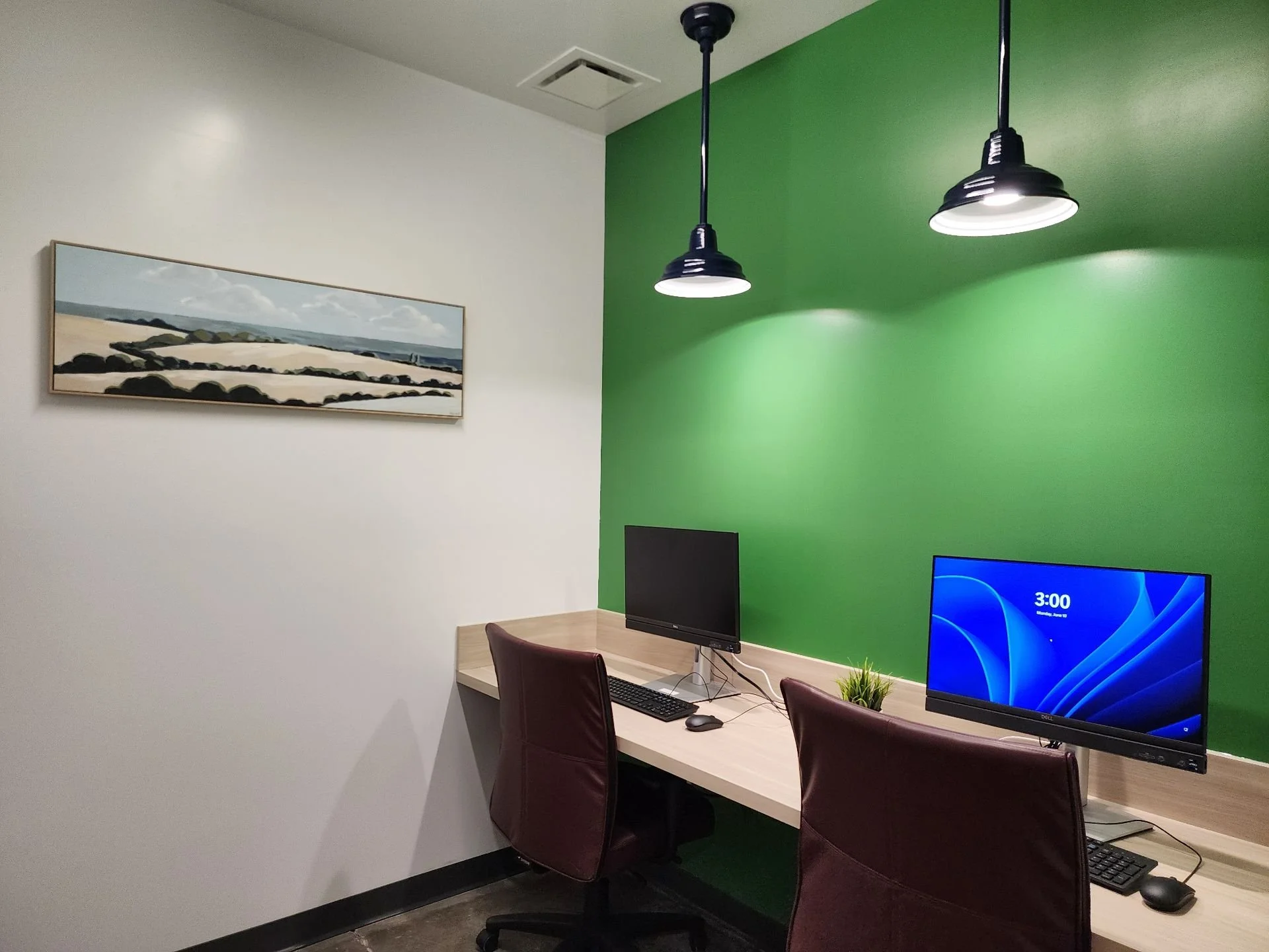 Client service room and computer lab
