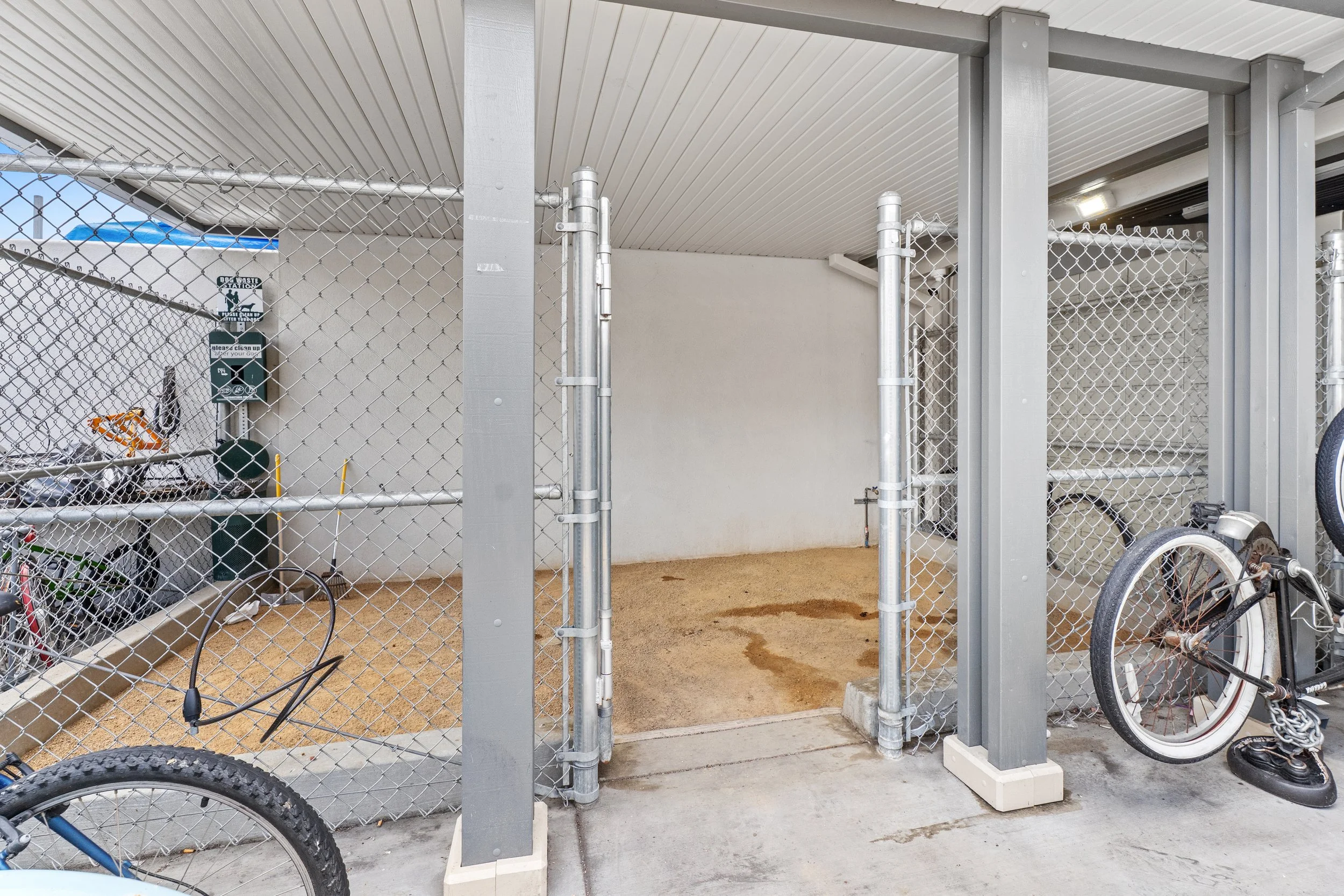 Bicycle parking and pet area