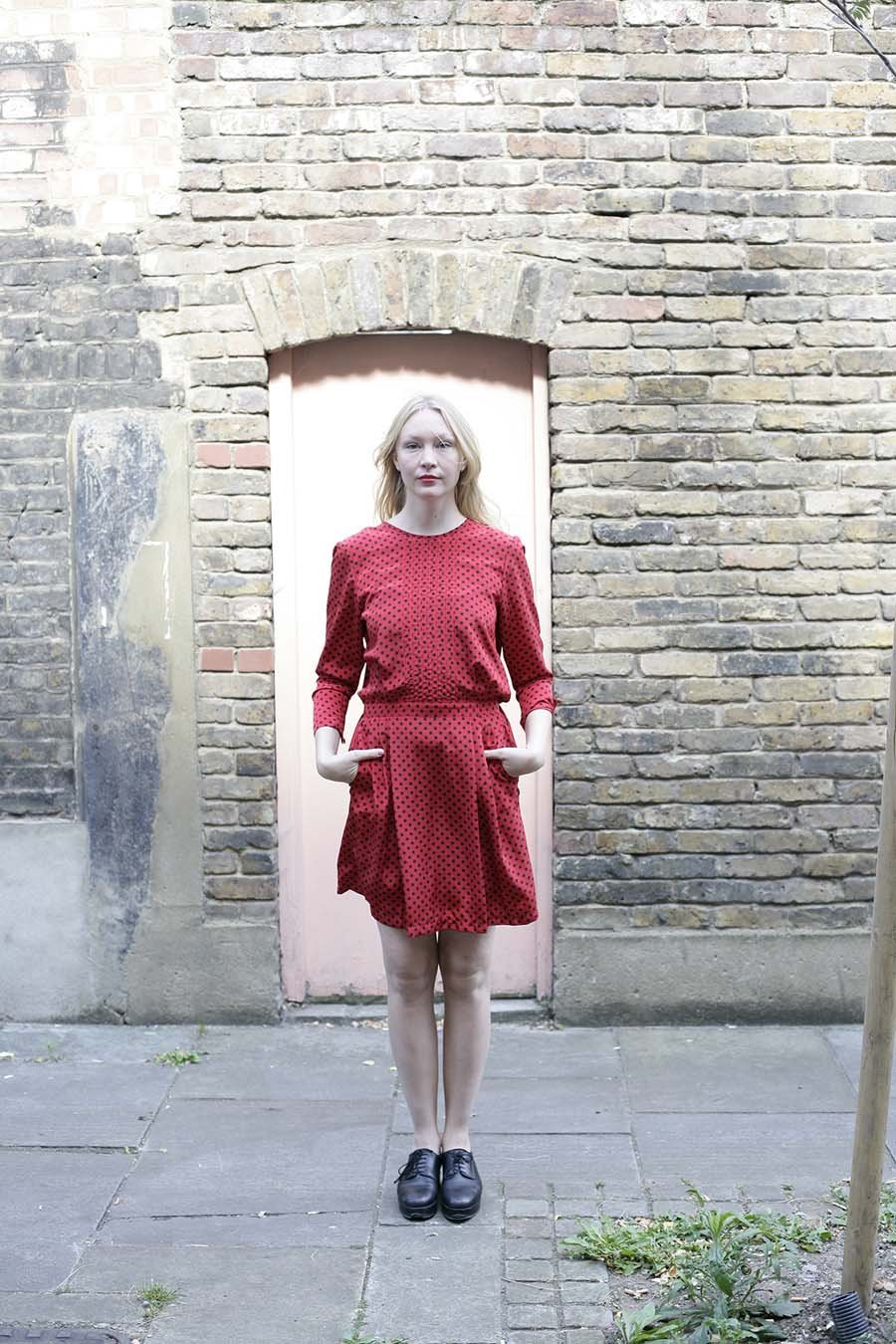 red_190_oilio.jpg