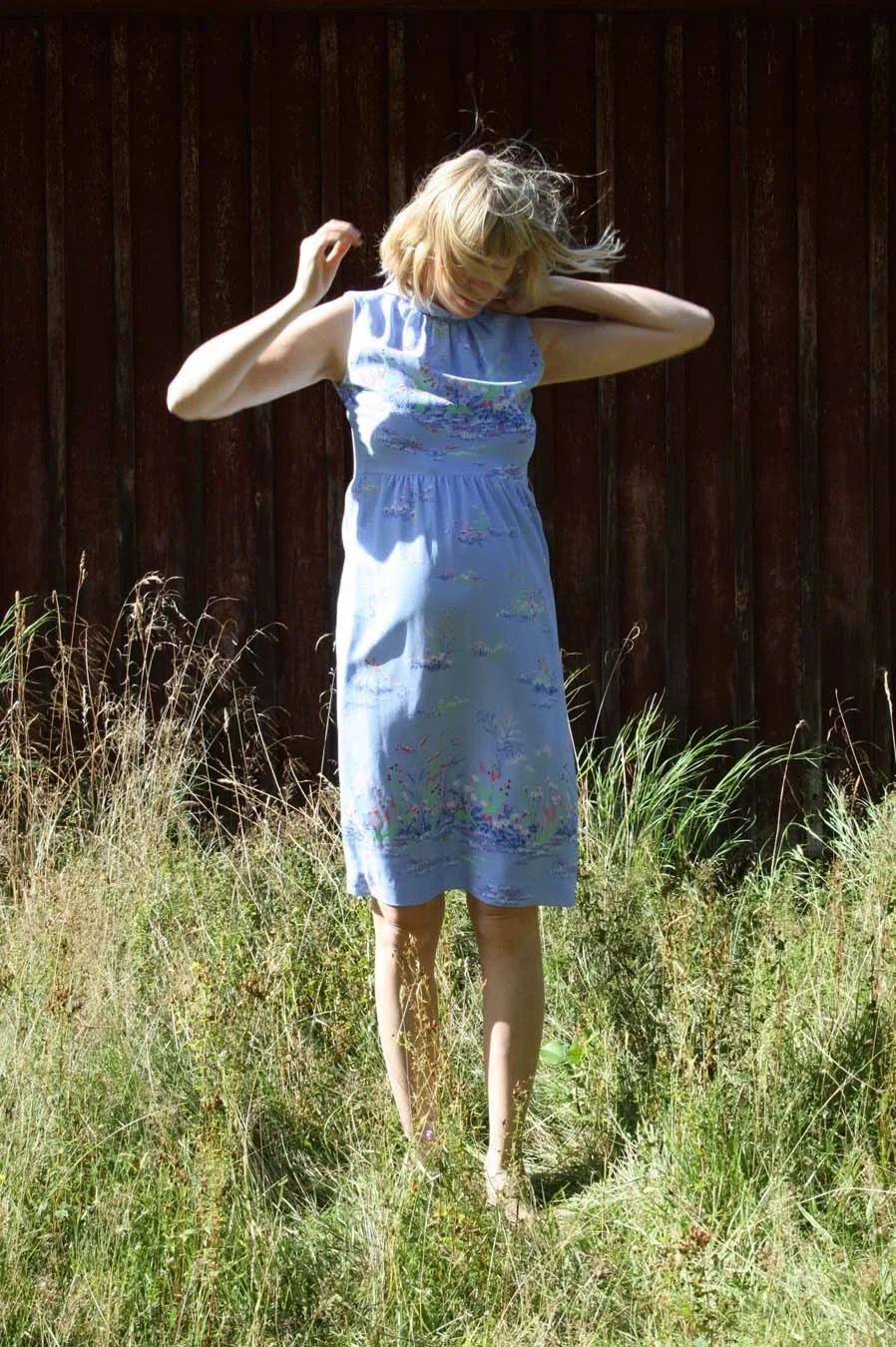 blue_299_lily.jpg