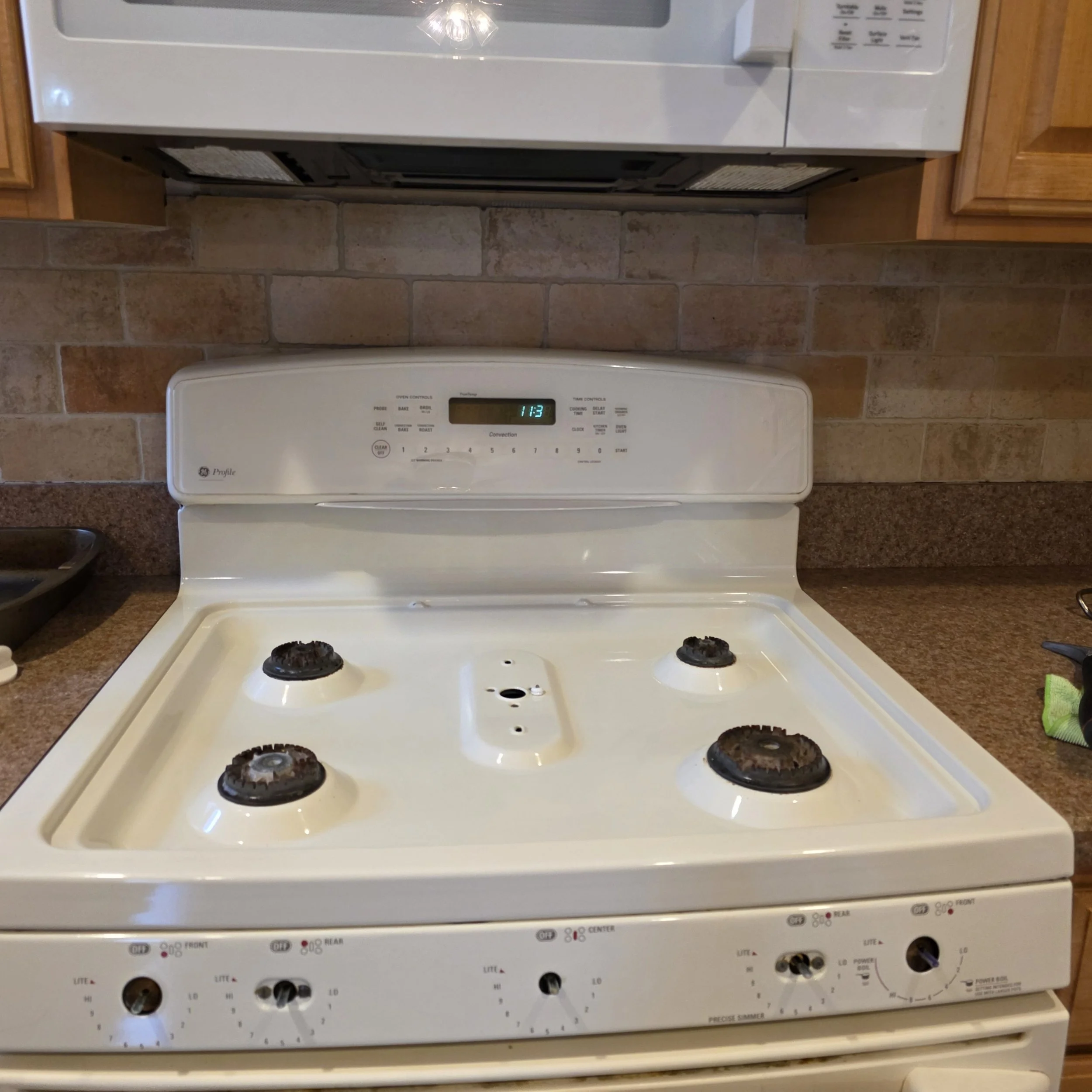 Carmen's House Cleaning Services (16).jpg