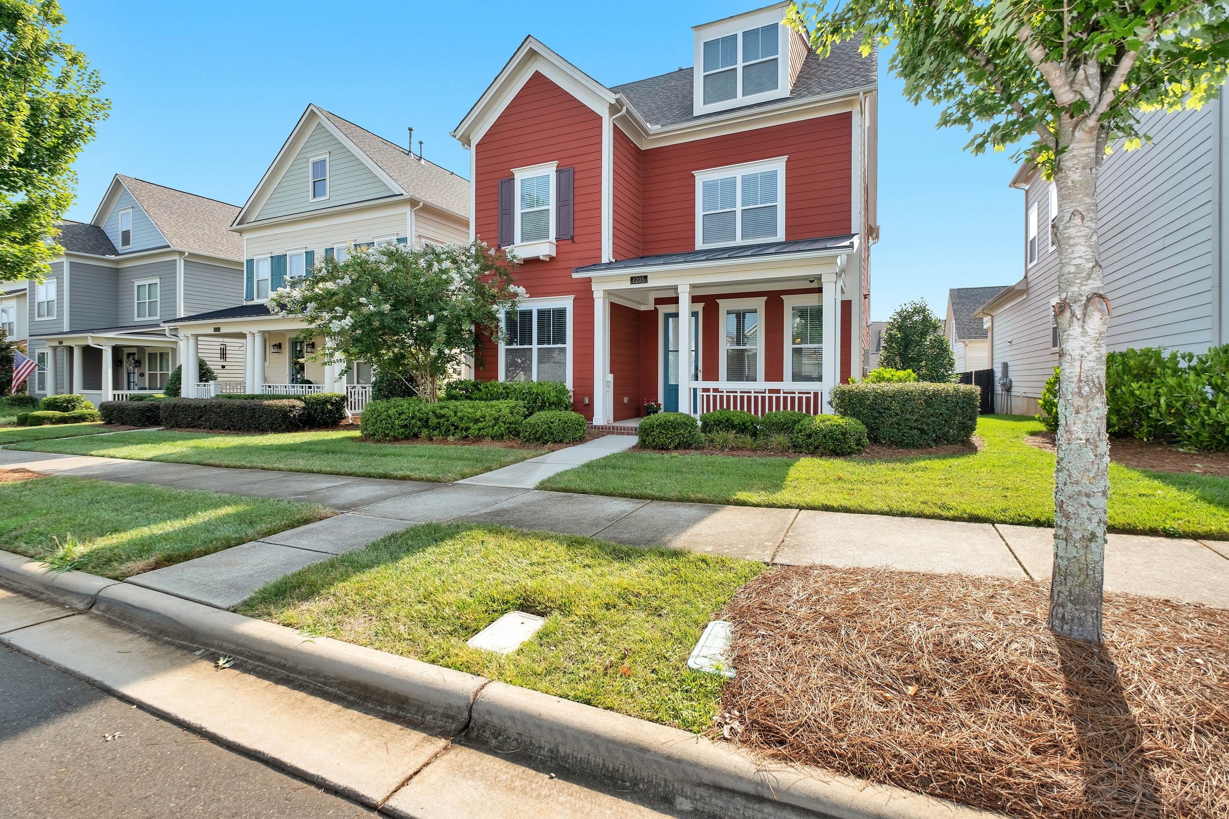 Choosing the Ideal Exterior Paint Color