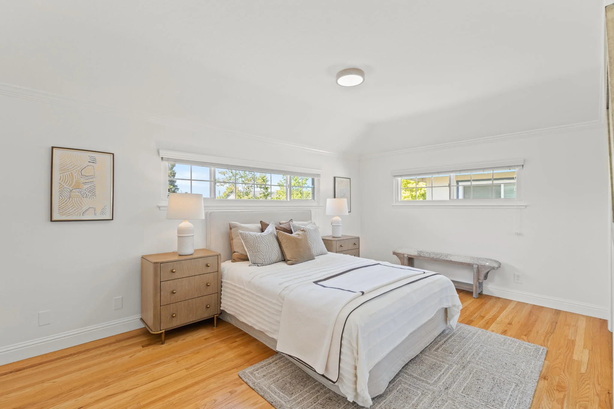 21-web-or-mls-So Gold Photo-21.jpg